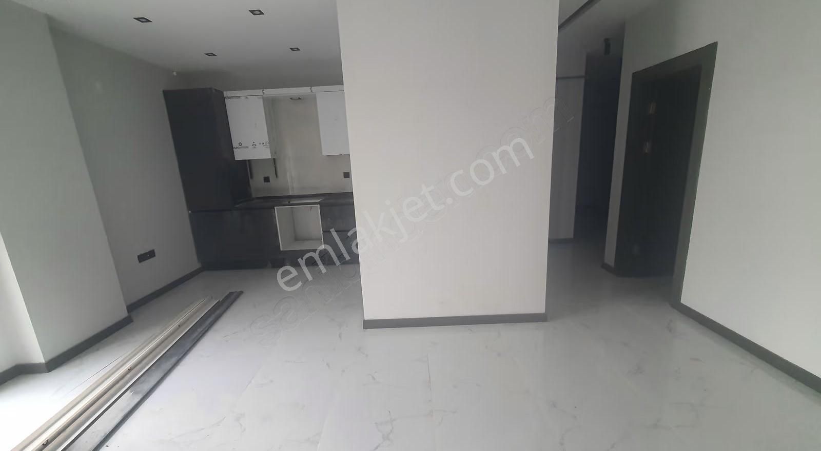 Edirne Cumhuriyet Mah. Satılık 1+1 Home Ofis - Görsel 11