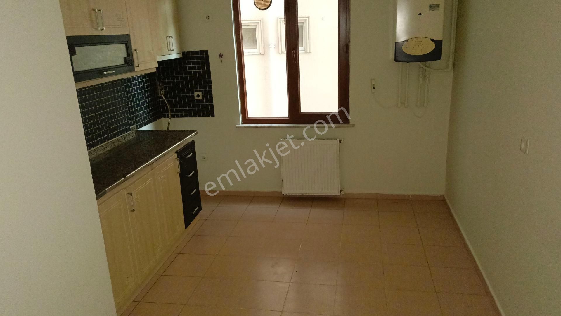 Güzelyalı Güven Emlaktan Merkezi Konum Acil Satılık 3+1 Daire - Görsel 21