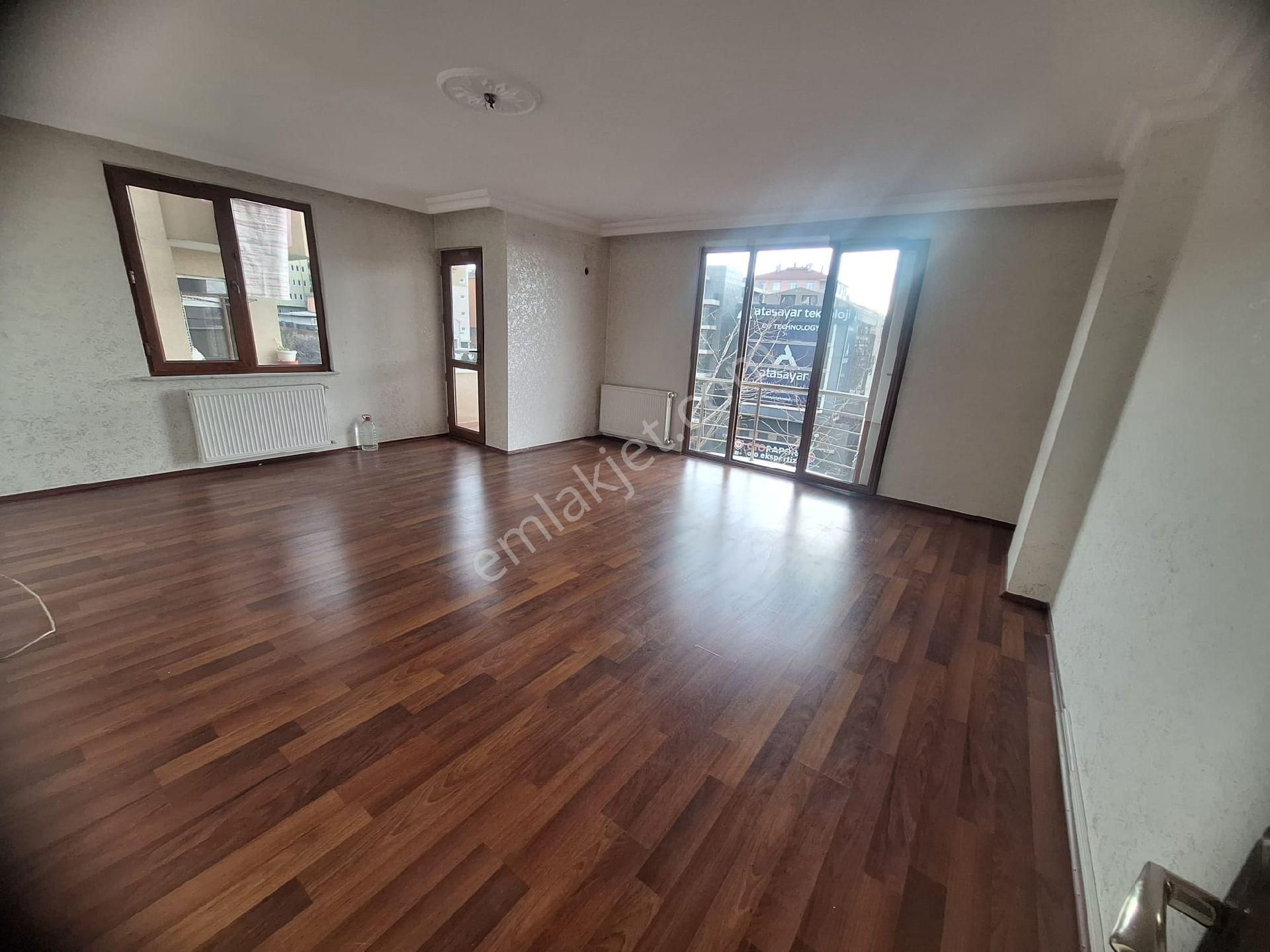 Güzelyalı Güven Emlaktan Merkezi Konum Acil Satılık 3+1 Daire - Görsel 9