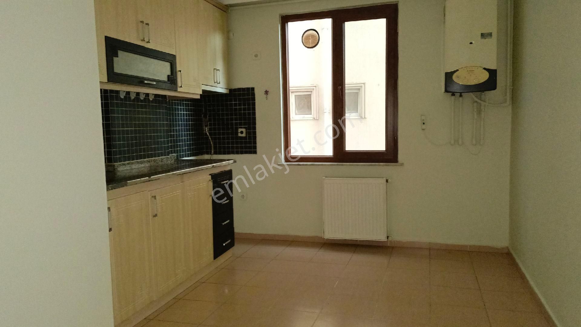 Güzelyalı Güven Emlaktan Merkezi Konum Acil Satılık 3+1 Daire - Görsel 20