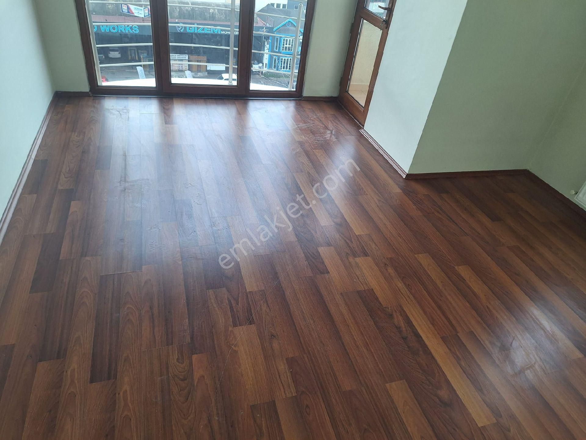 Güzelyalı Güven Emlaktan Merkezi Konum Acil Satılık 3+1 Daire - Görsel 12