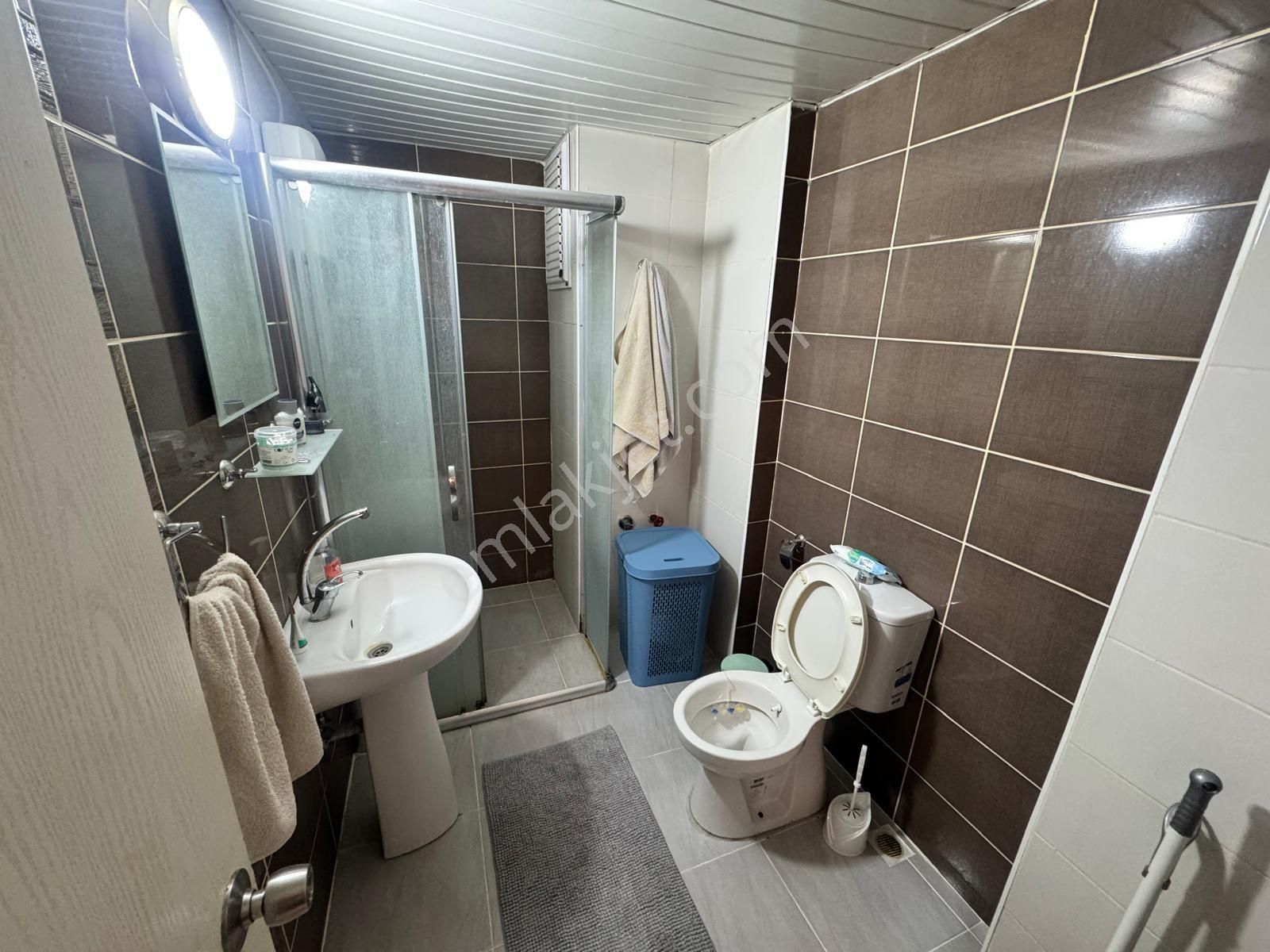 Güzeloba Merkezinde Site İçi Katta 2+1 - Görsel 14