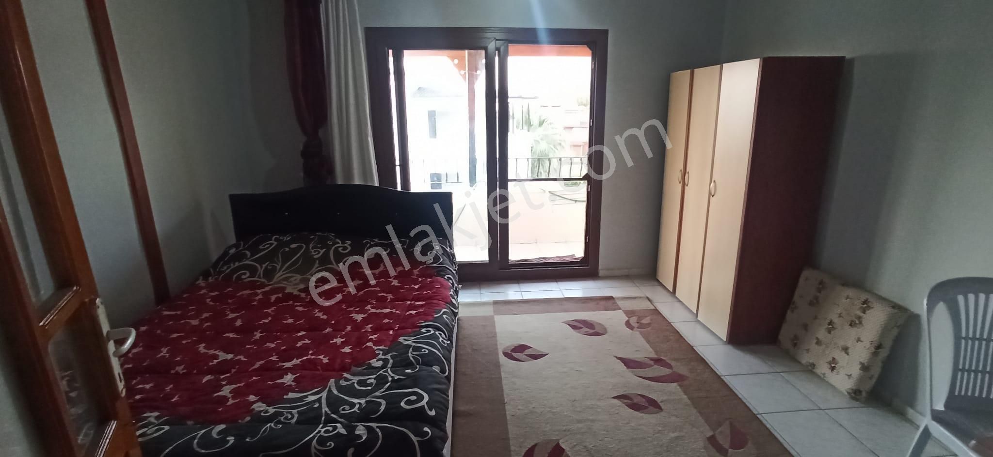 Kuşadası Davutlar Bölgesi Denize 700 Mt 5+1 Satılık Villa - Görsel 12