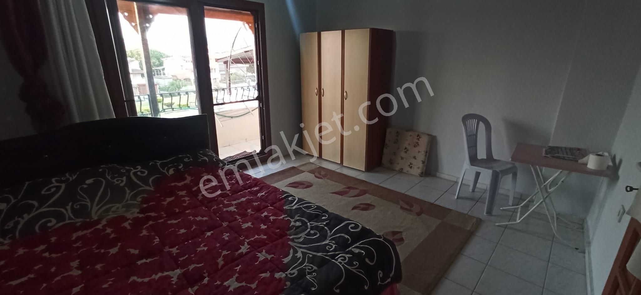 Kuşadası Davutlar Bölgesi Denize 700 Mt 5+1 Satılık Villa - Görsel 24