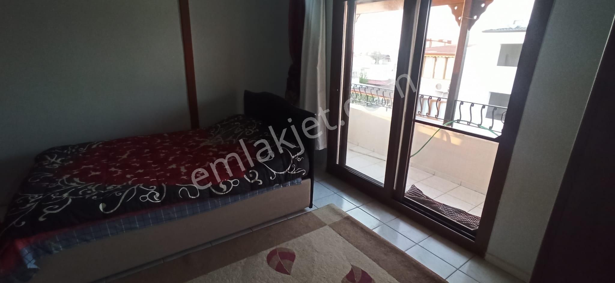 Kuşadası Davutlar Bölgesi Denize 700 Mt 5+1 Satılık Villa - Görsel 5