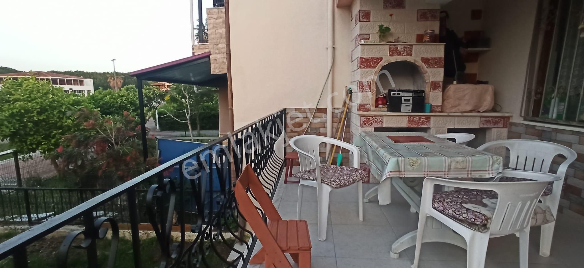 Kuşadası Davutlar Bölgesi Denize 700 Mt 5+1 Satılık Villa - Görsel 11