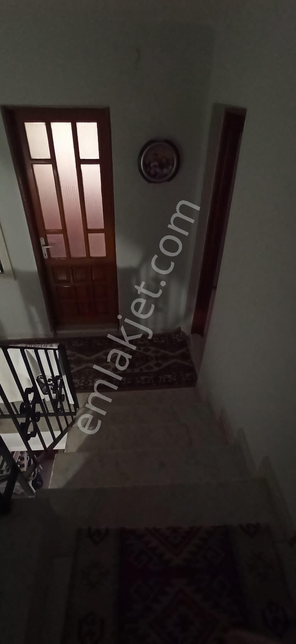 Kuşadası Davutlar Bölgesi Denize 700 Mt 5+1 Satılık Villa - Görsel 17