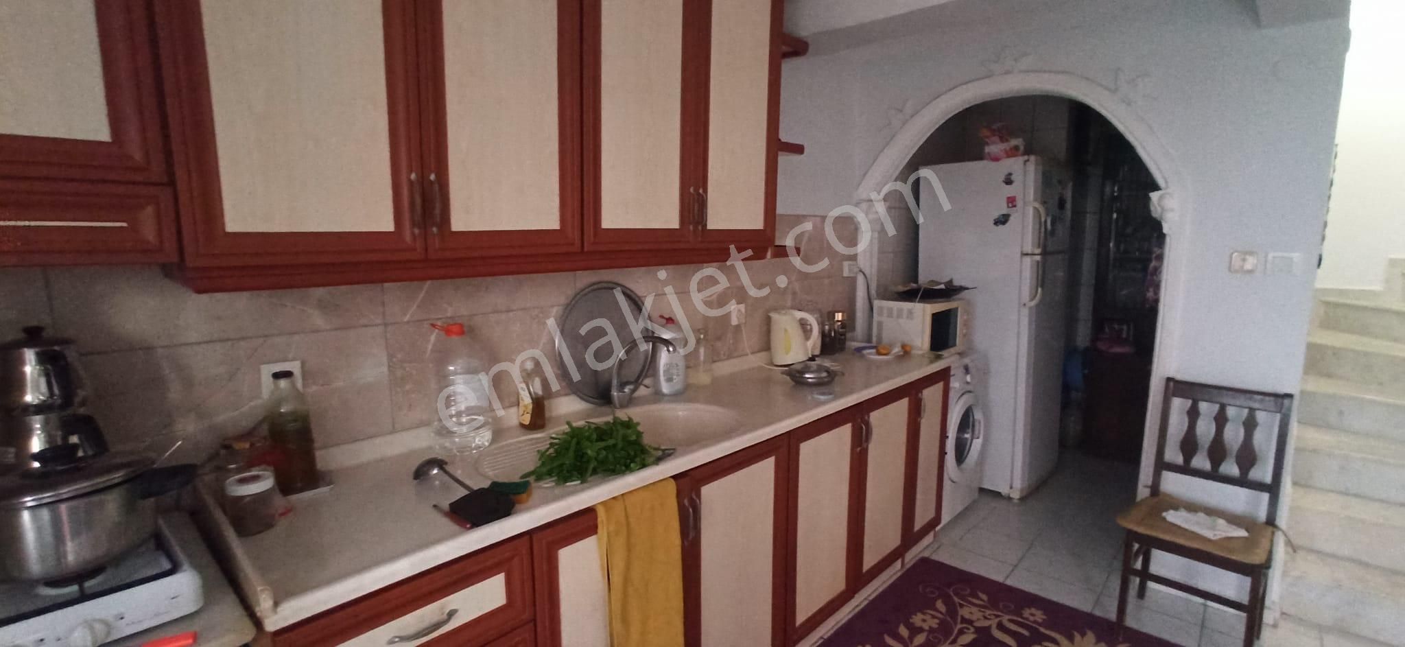 Kuşadası Davutlar Bölgesi Denize 700 Mt 5+1 Satılık Villa - Görsel 21