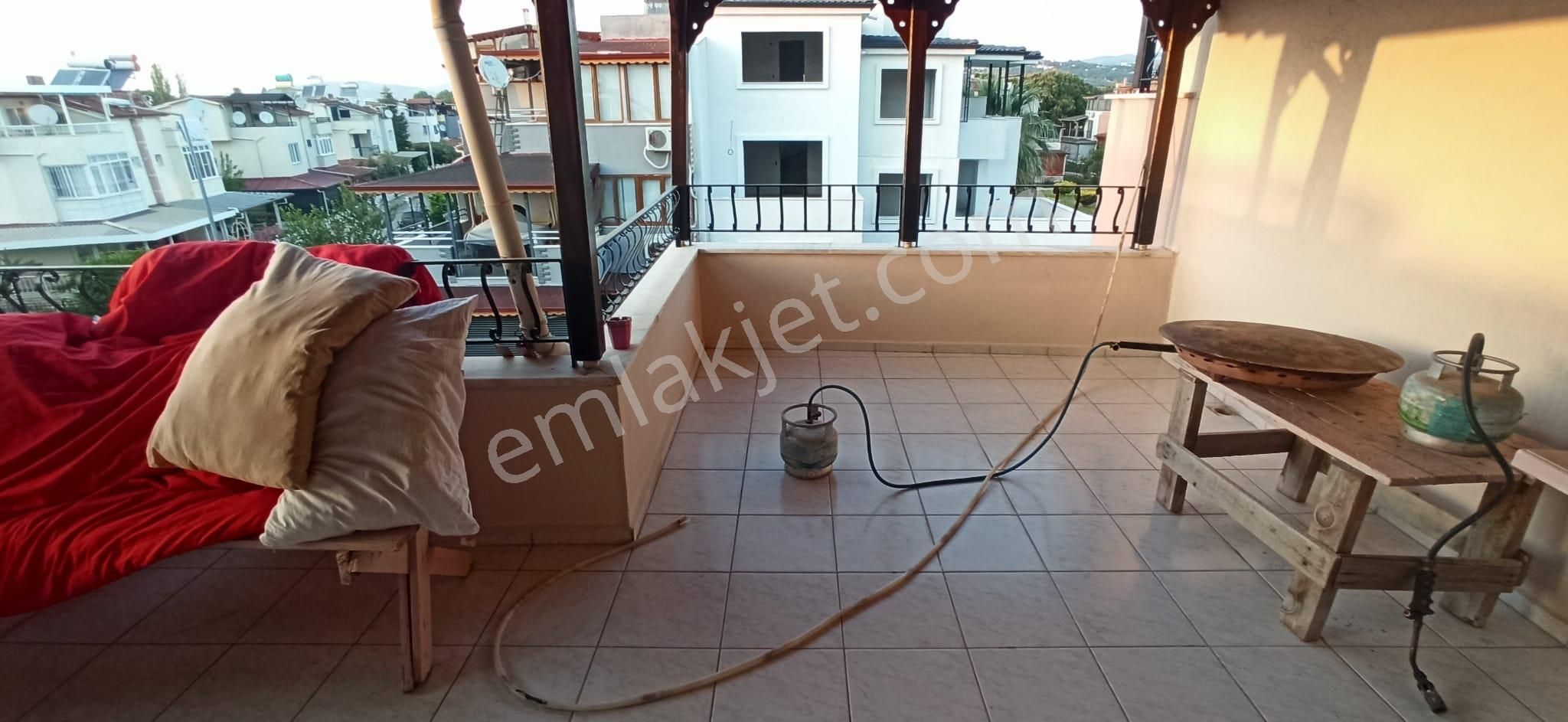 Kuşadası Davutlar Bölgesi Denize 700 Mt 5+1 Satılık Villa - Görsel 28
