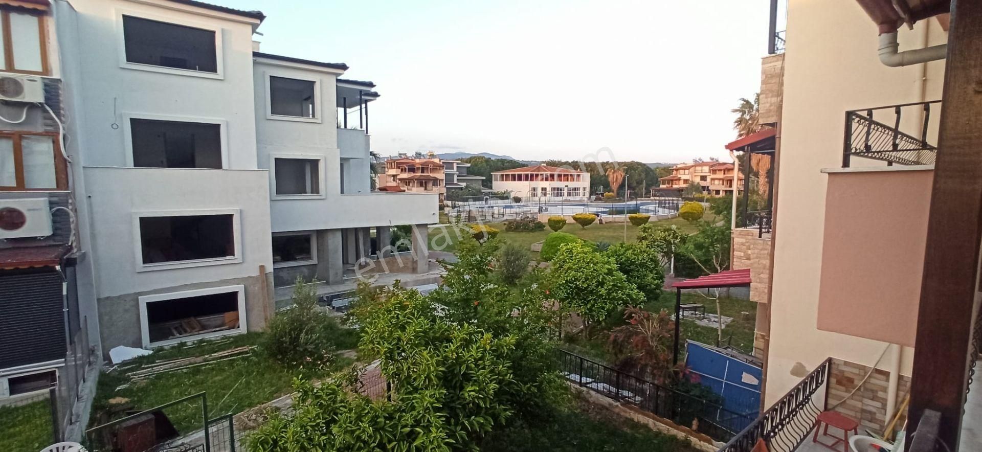 Kuşadası Davutlar Bölgesi Denize 700 Mt 5+1 Satılık Villa - Görsel 27