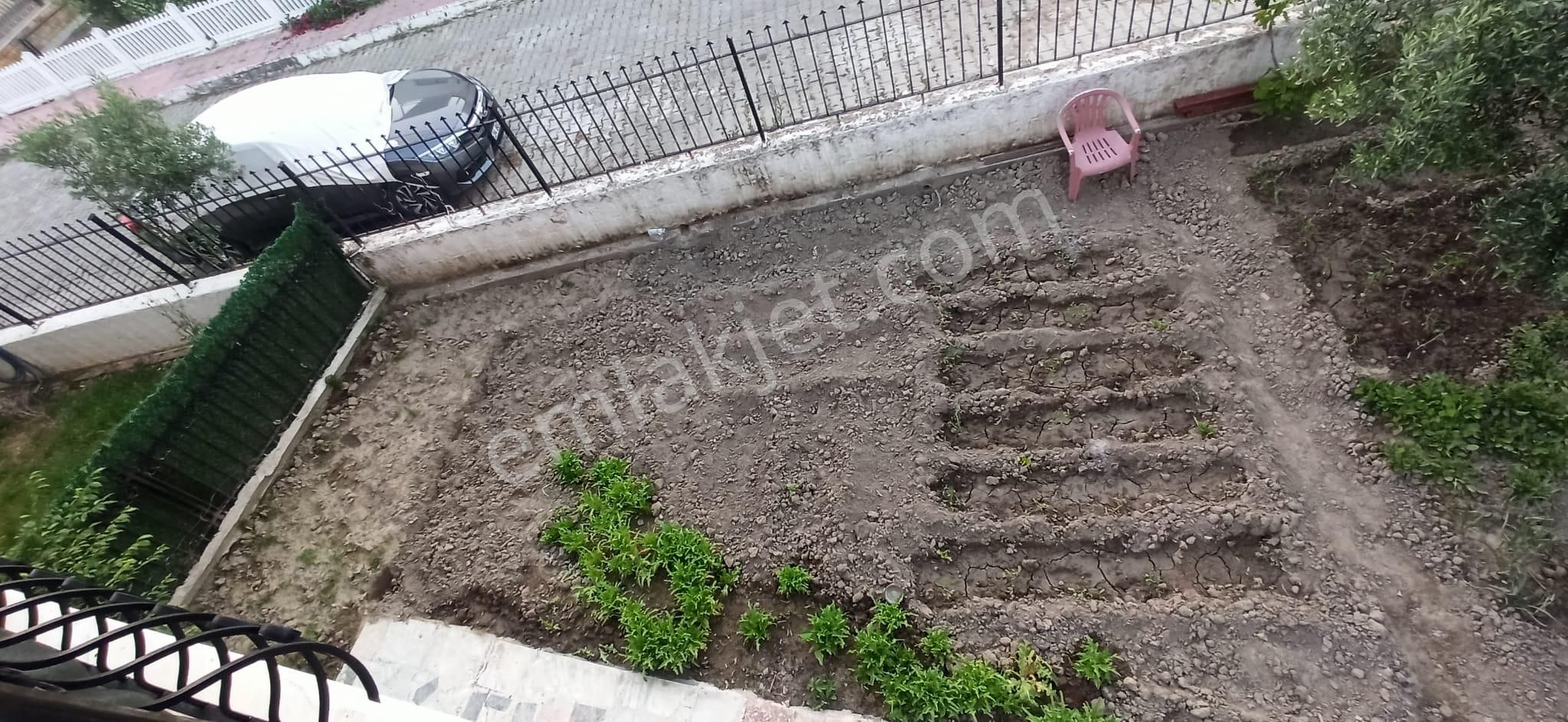 Kuşadası Davutlar Bölgesi Denize 700 Mt 5+1 Satılık Villa - Görsel 19