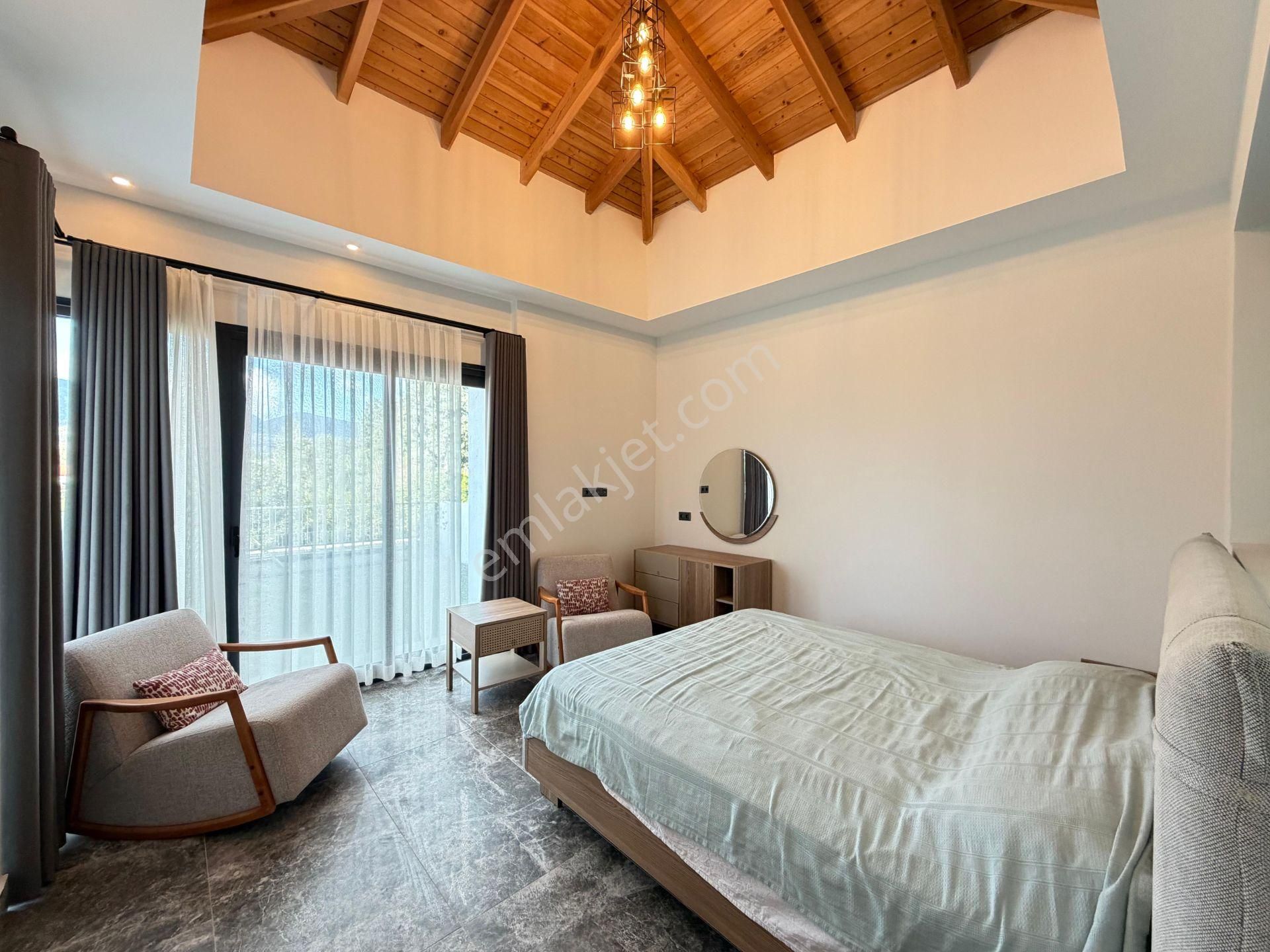 Bodrum 'da Satılık Bitez’in Kalbinde 5+2 Tam Müstakil Havuzlu Villa - Görsel 23