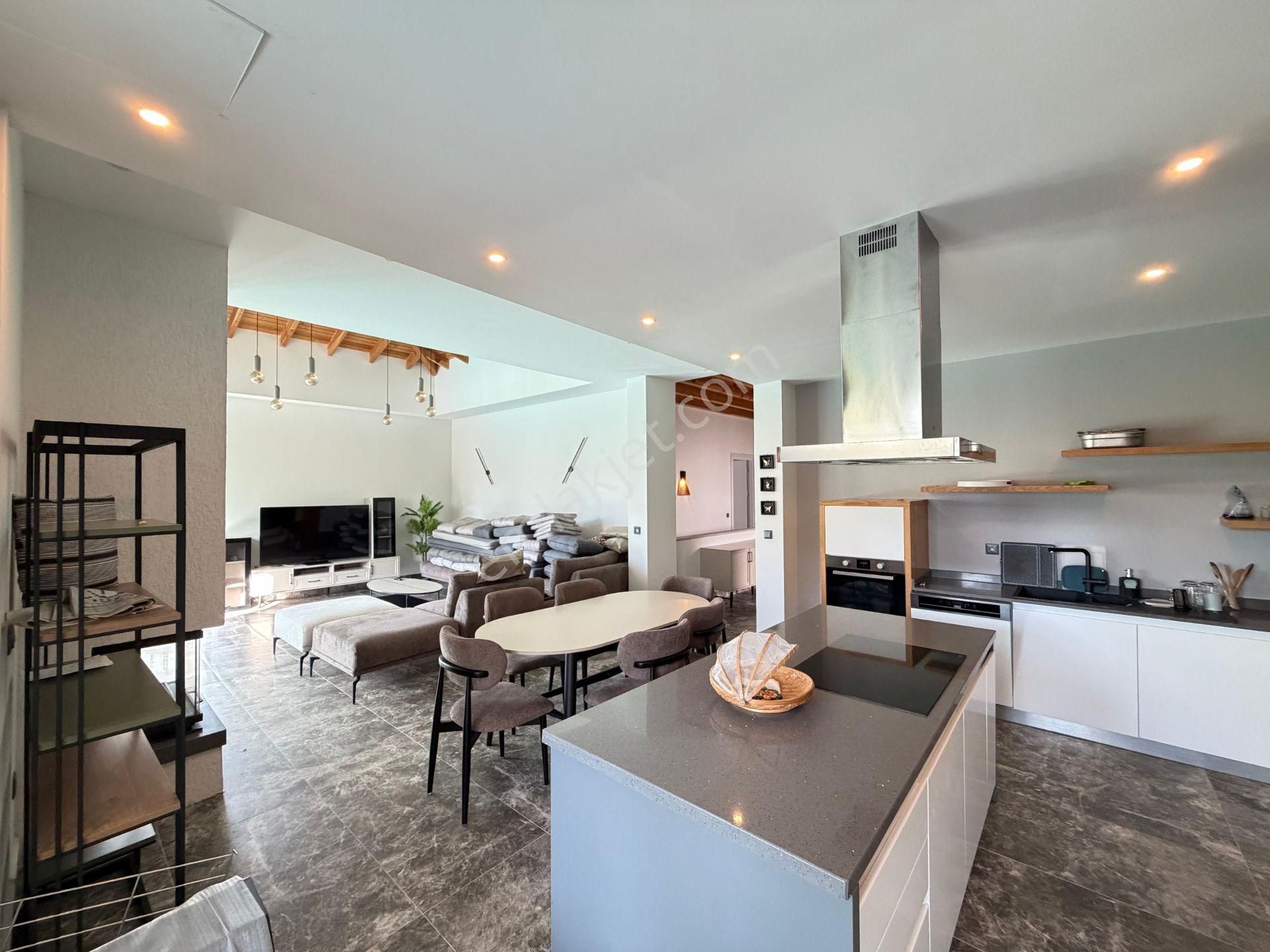 Bodrum 'da Satılık Bitez’in Kalbinde 5+2 Tam Müstakil Havuzlu Villa - Görsel 16