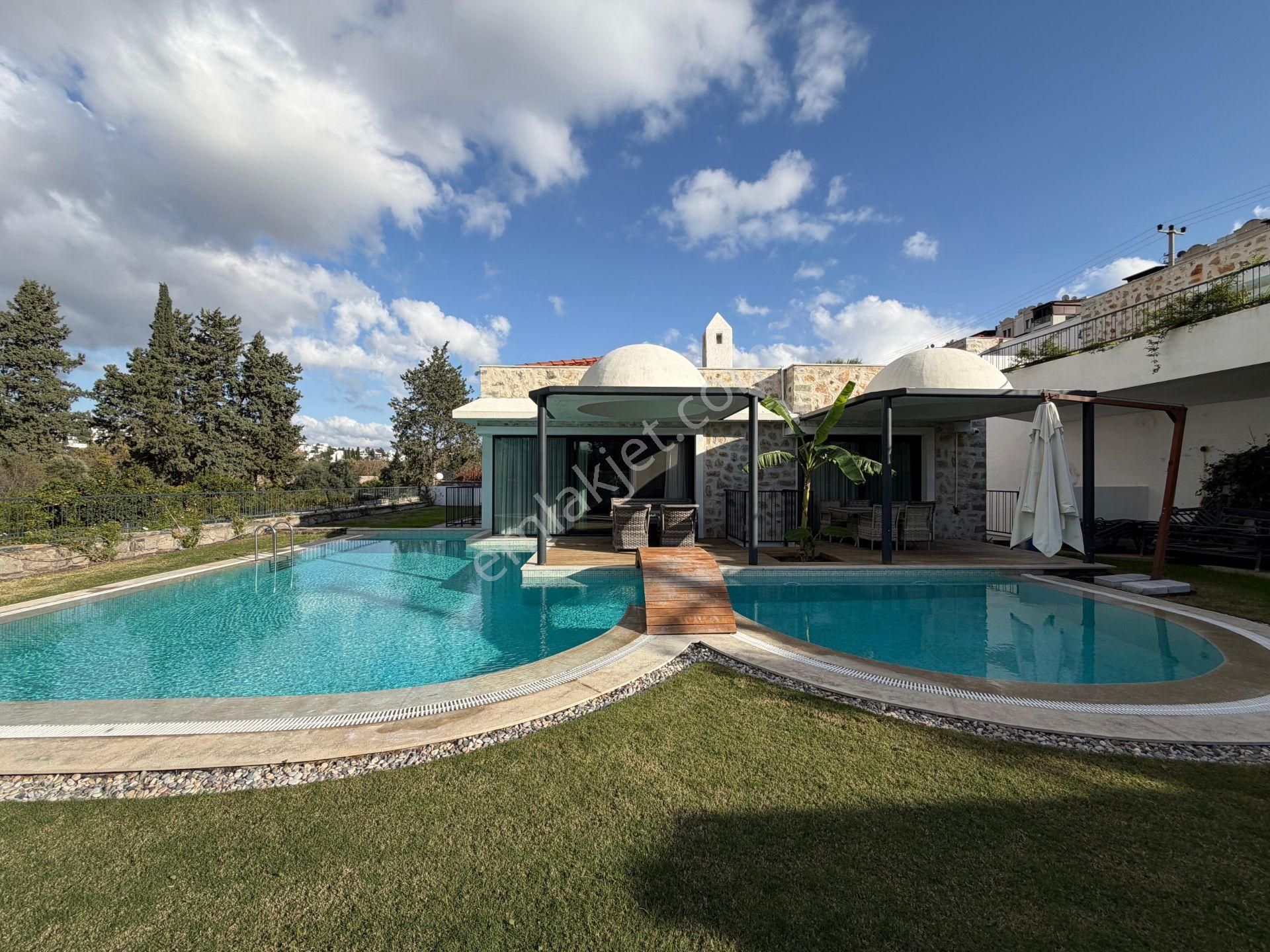 Bodrum 'da Satılık Bitez’in Kalbinde 5+2 Tam Müstakil Havuzlu Villa - Görsel 4