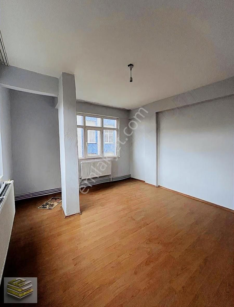 Ekipten Adalet Mahallesinde Satılık Doğalgazlı Yatırımlık Daire - Görsel 8