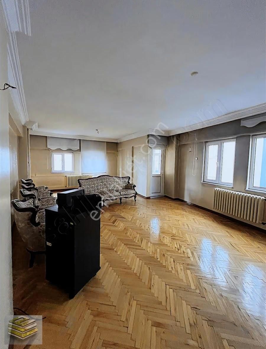 Ekipten Fırsat 160 M2 Daire Meydan Bulvarına Cephe Asansörlü - Görsel 20