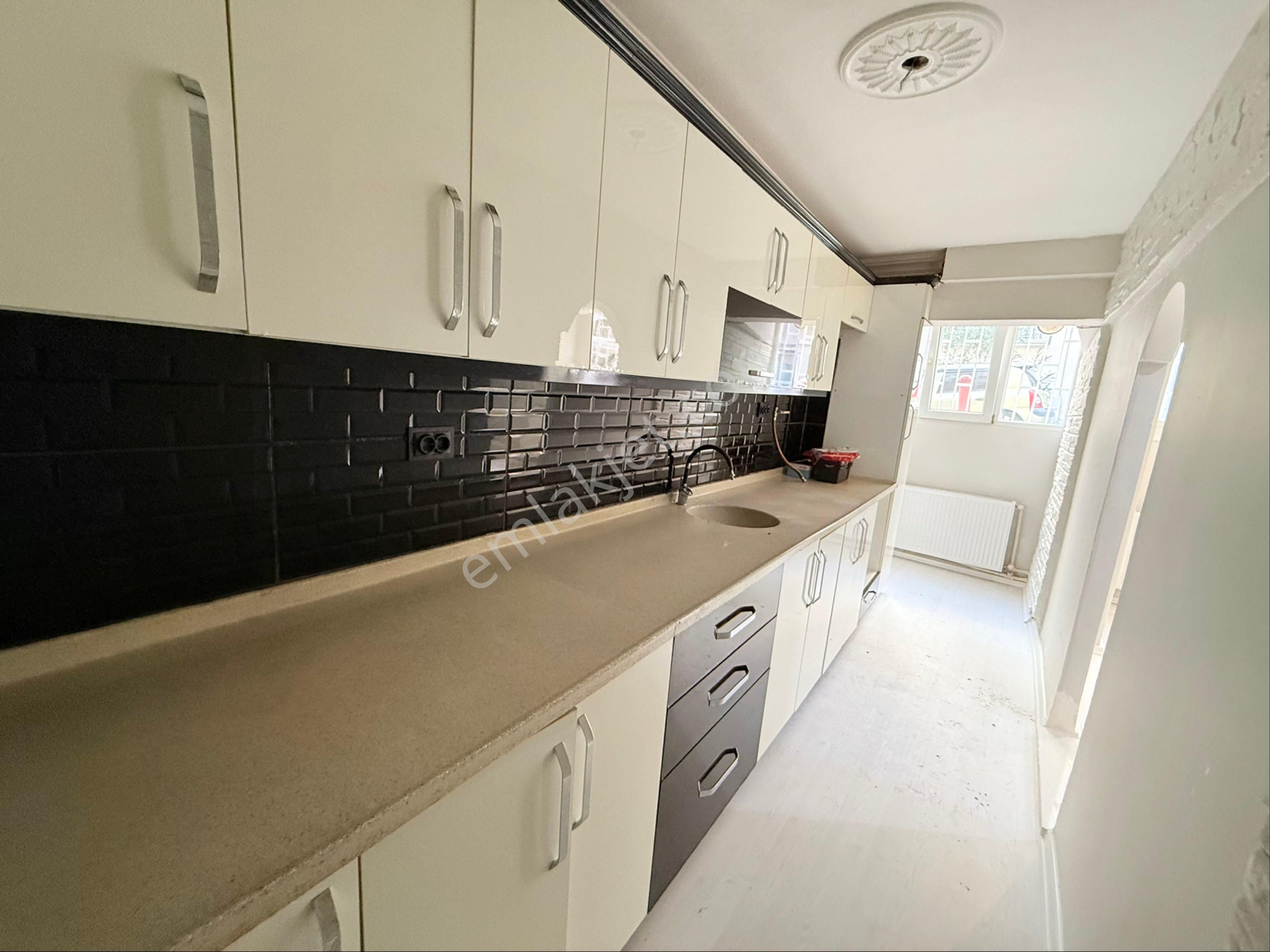 Üçyol Metro Yakını 2+1 80 M2 Doğalgazlı Bakımlı Satılık Daire - Görsel 3