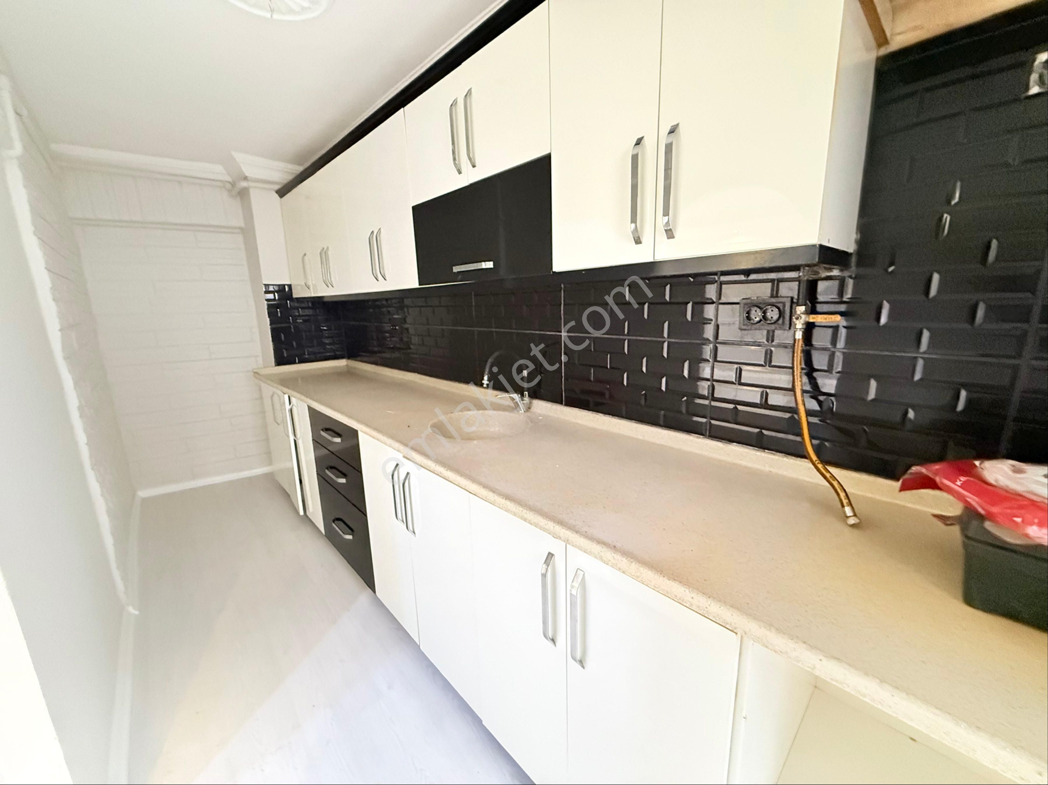 Üçyol Metro Yakını 2+1 80 M2 Doğalgazlı Bakımlı Satılık Daire - Görsel 5