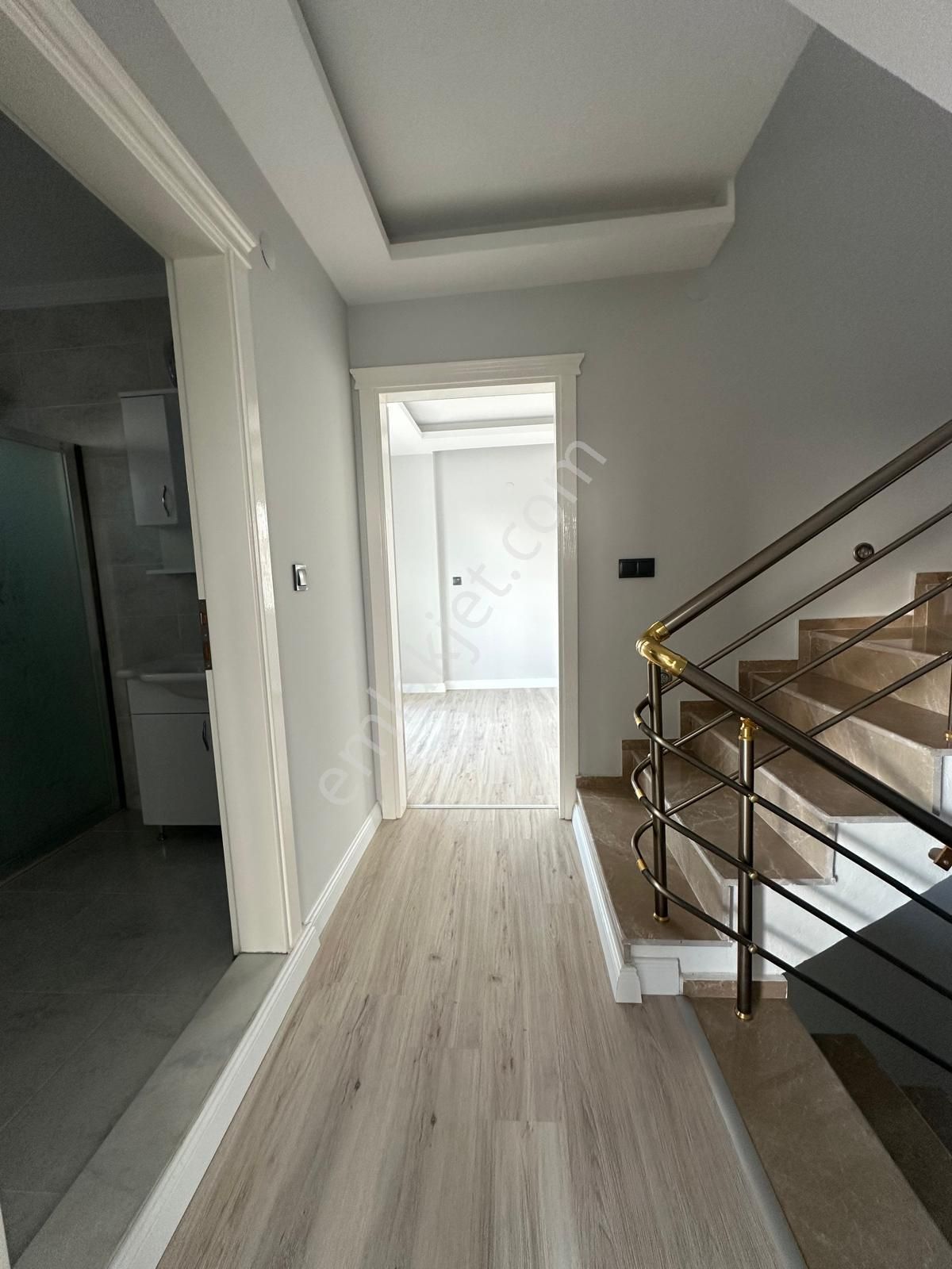 Didim Yeşilkent Te 5+1 Ayrı Mutfak Villa - Görsel 18