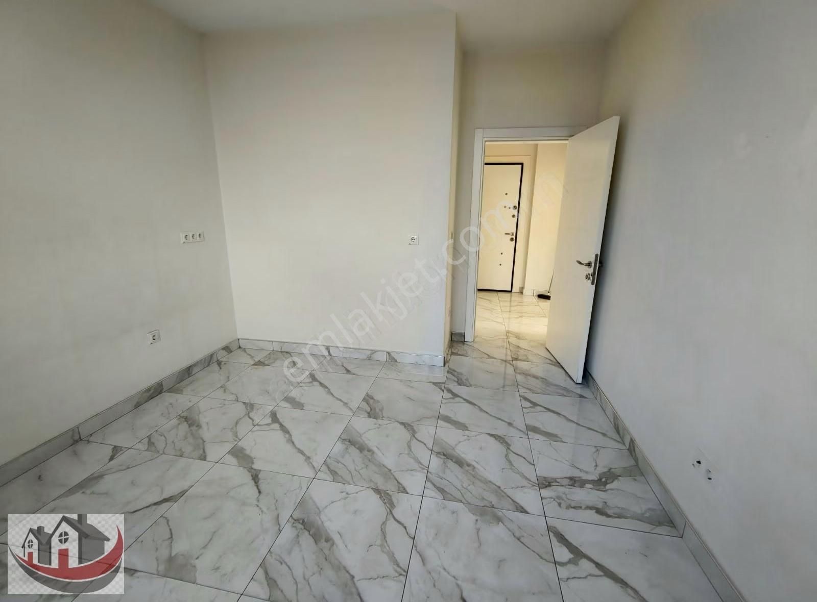 Güneyden Devasa Geniş 2+1.100m2 Asansörlü Lüks Daire - Görsel 26