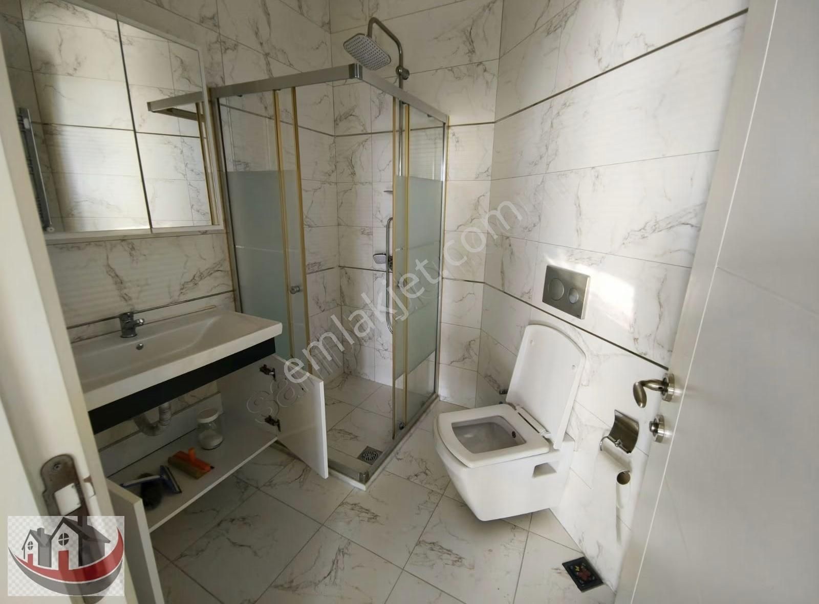 Güneyden Devasa Geniş 2+1.100m2 Asansörlü Lüks Daire - Görsel 18