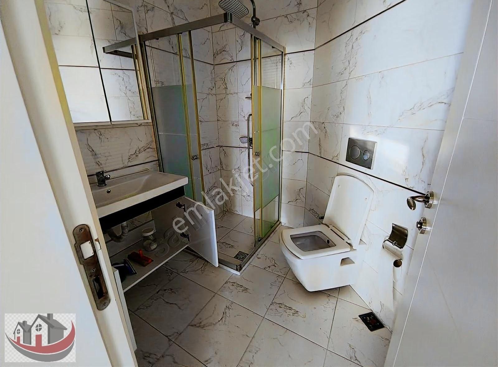 Güneyden Devasa Geniş 2+1.100m2 Asansörlü Lüks Daire - Görsel 2