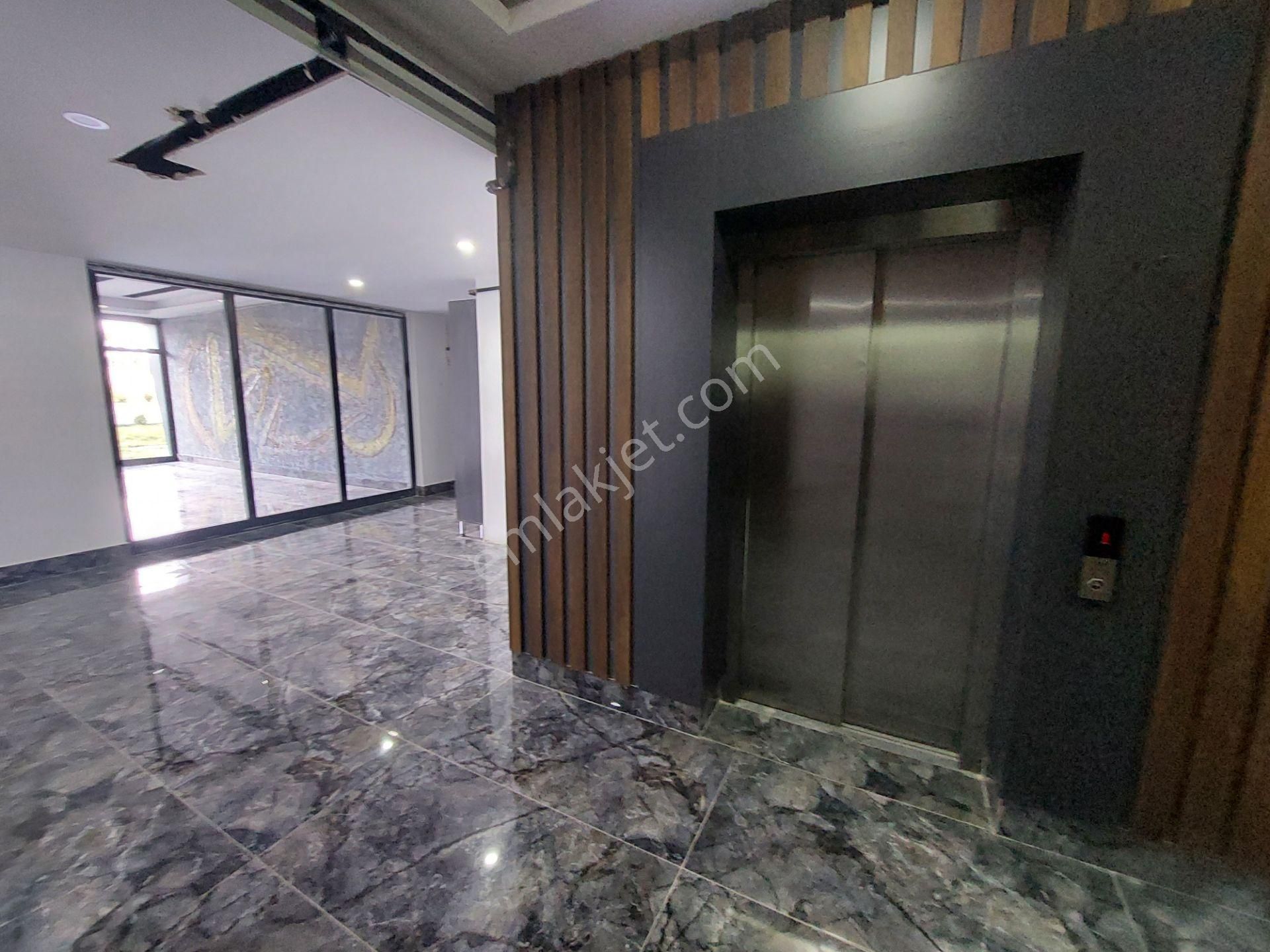 Sincan Törekent Mah Cevre Yoluna Yakın Metroya 5 Dk Kiralık 4+1 Daire - Görsel 27