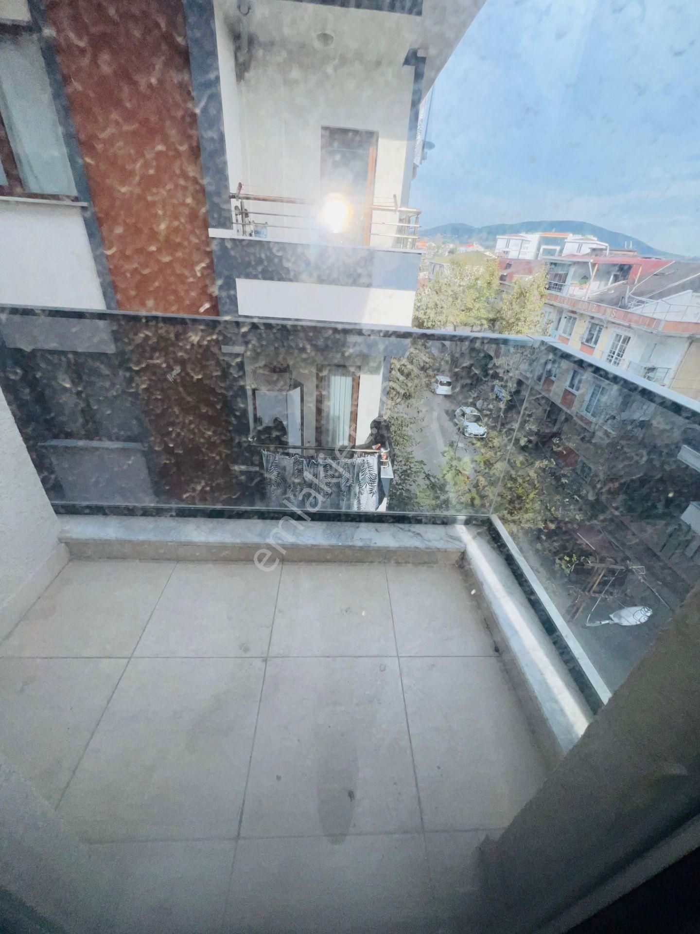 İstanbul Sancaktepe Yunusemre Mah Satılık 3+1 Ara Kat 130 M2 Daire - Görsel 10