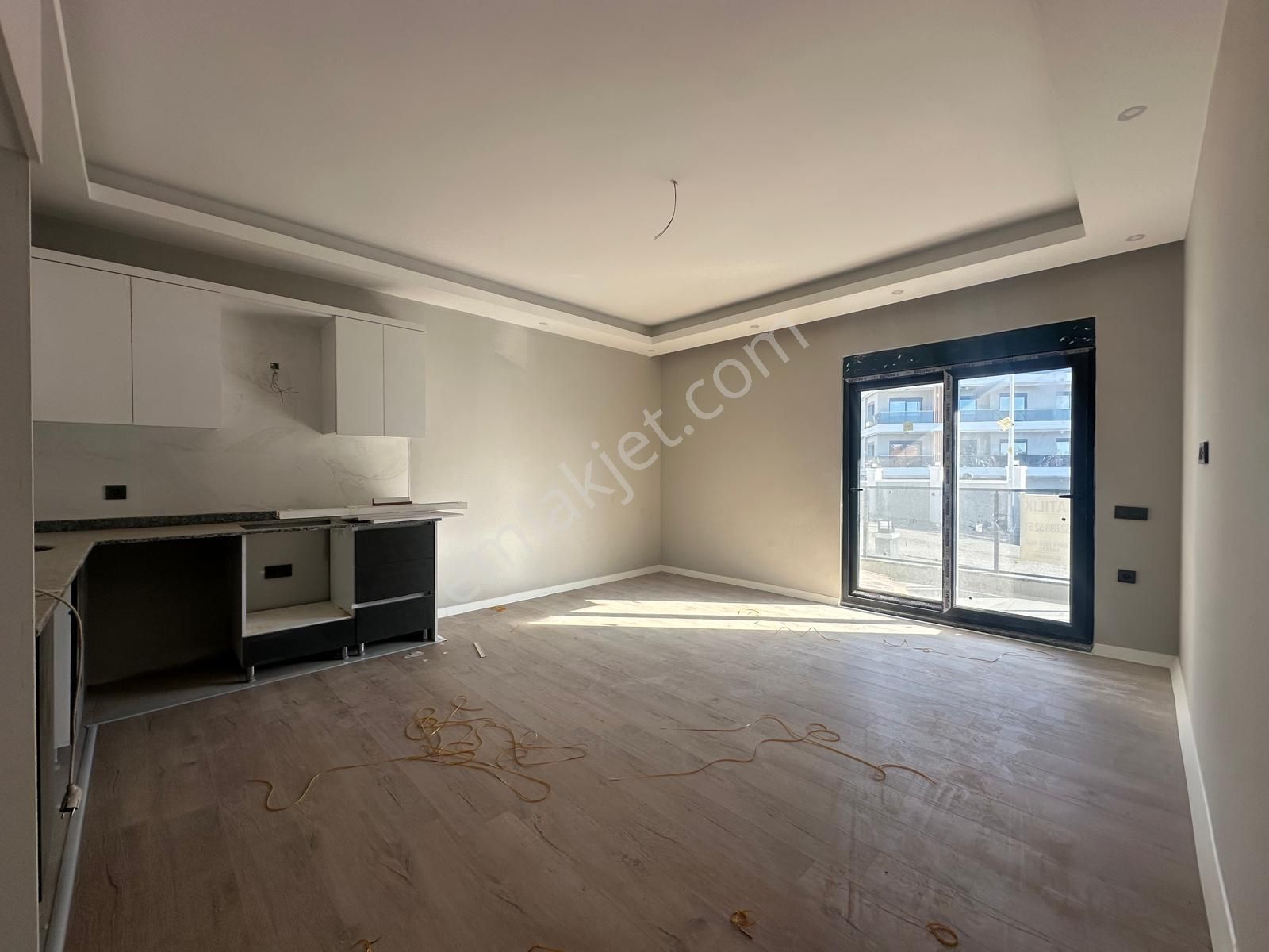 Alanya Oba'da Satılık Sıfır 1+1 Amerikan Mutfak Geniş Daire - Görsel 10