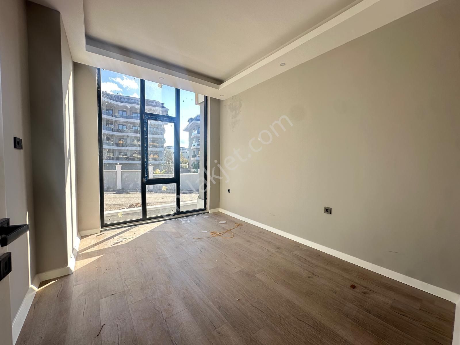 Alanya Oba'da Satılık Sıfır 1+1 Amerikan Mutfak Geniş Daire - Görsel 11