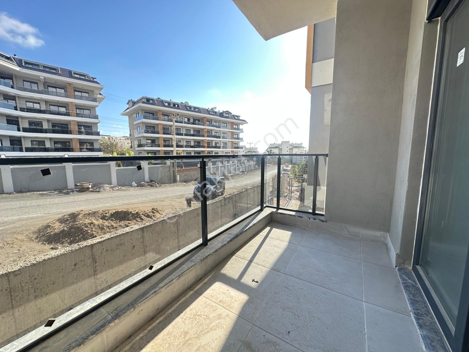 Alanya Oba'da Satılık Sıfır 1+1 Amerikan Mutfak Geniş Daire - Görsel 17