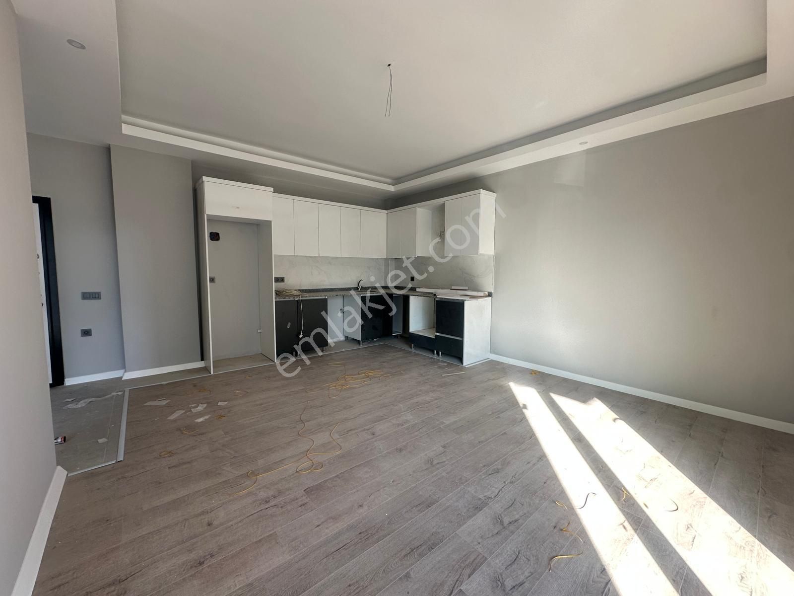 Alanya Oba'da Satılık Sıfır 1+1 Amerikan Mutfak Geniş Daire - Görsel 5