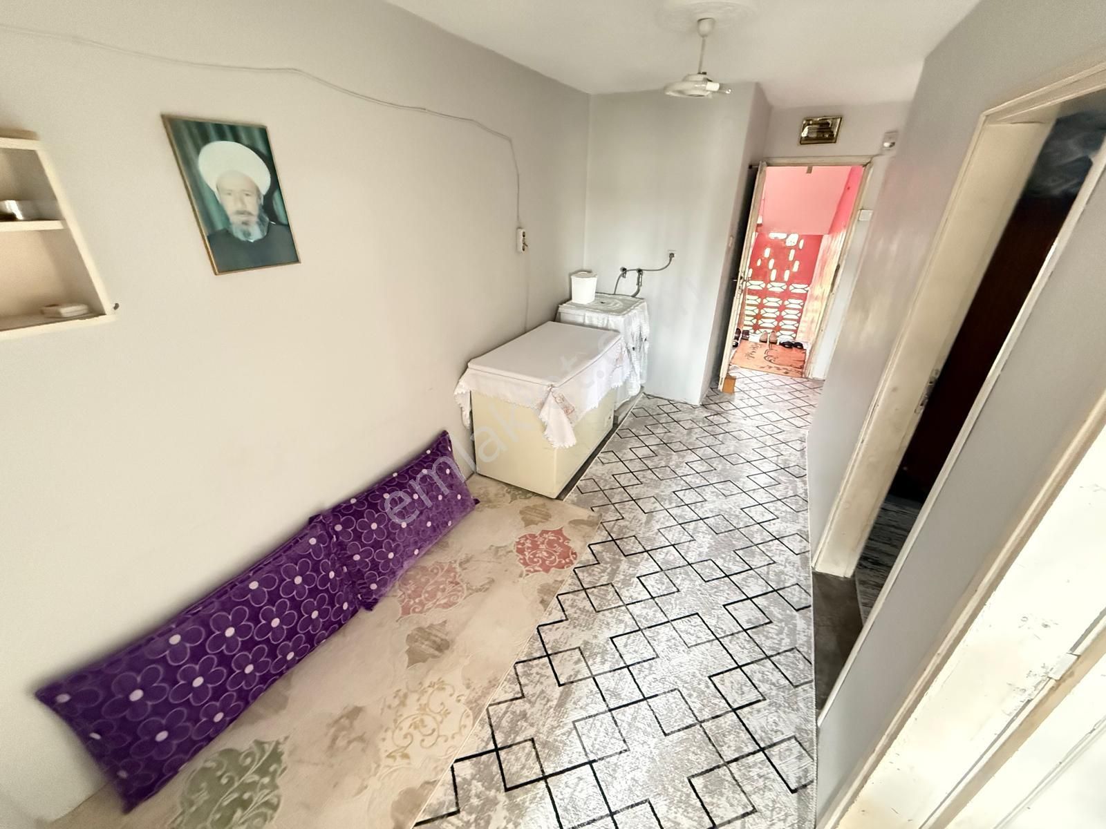 Seyhan Narlıca Mah. Satılık 3 Katlı Müstakil Ev - Görsel 14