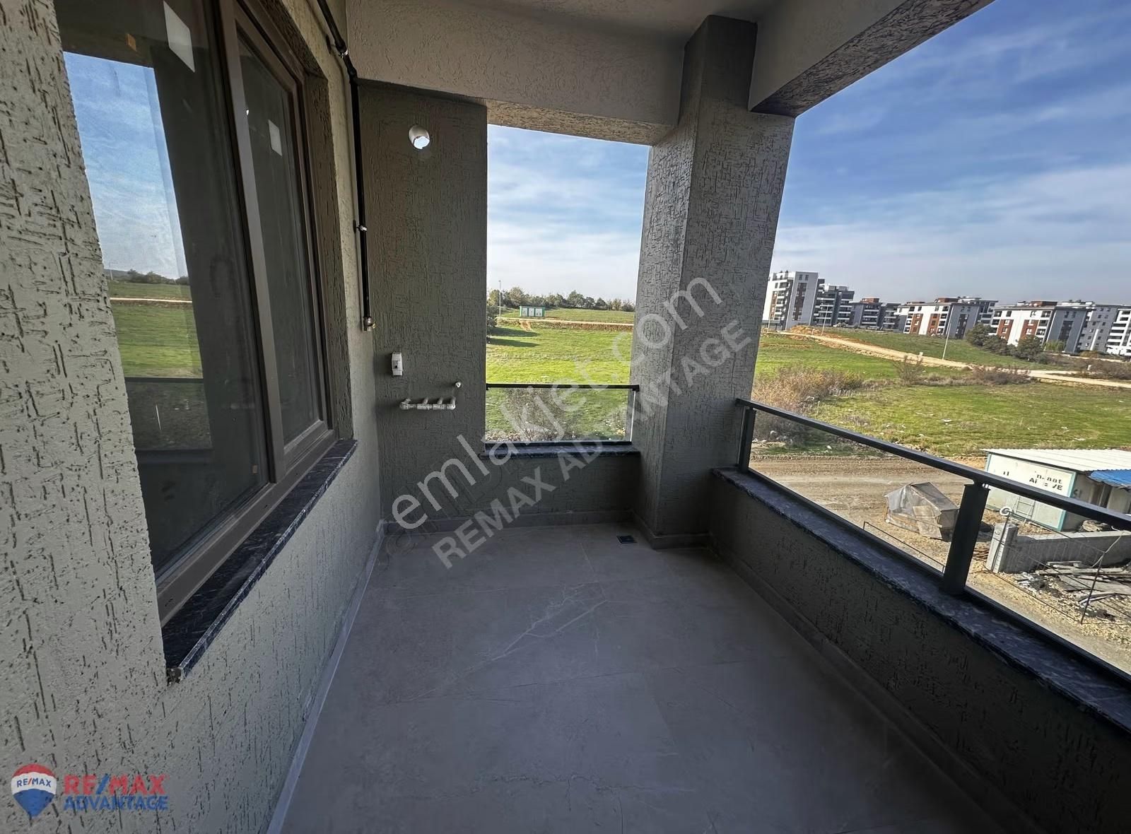 Remax Advantage Havuzlu Site İçinde 2+1 Yeni Nesil Daire - Görsel 4