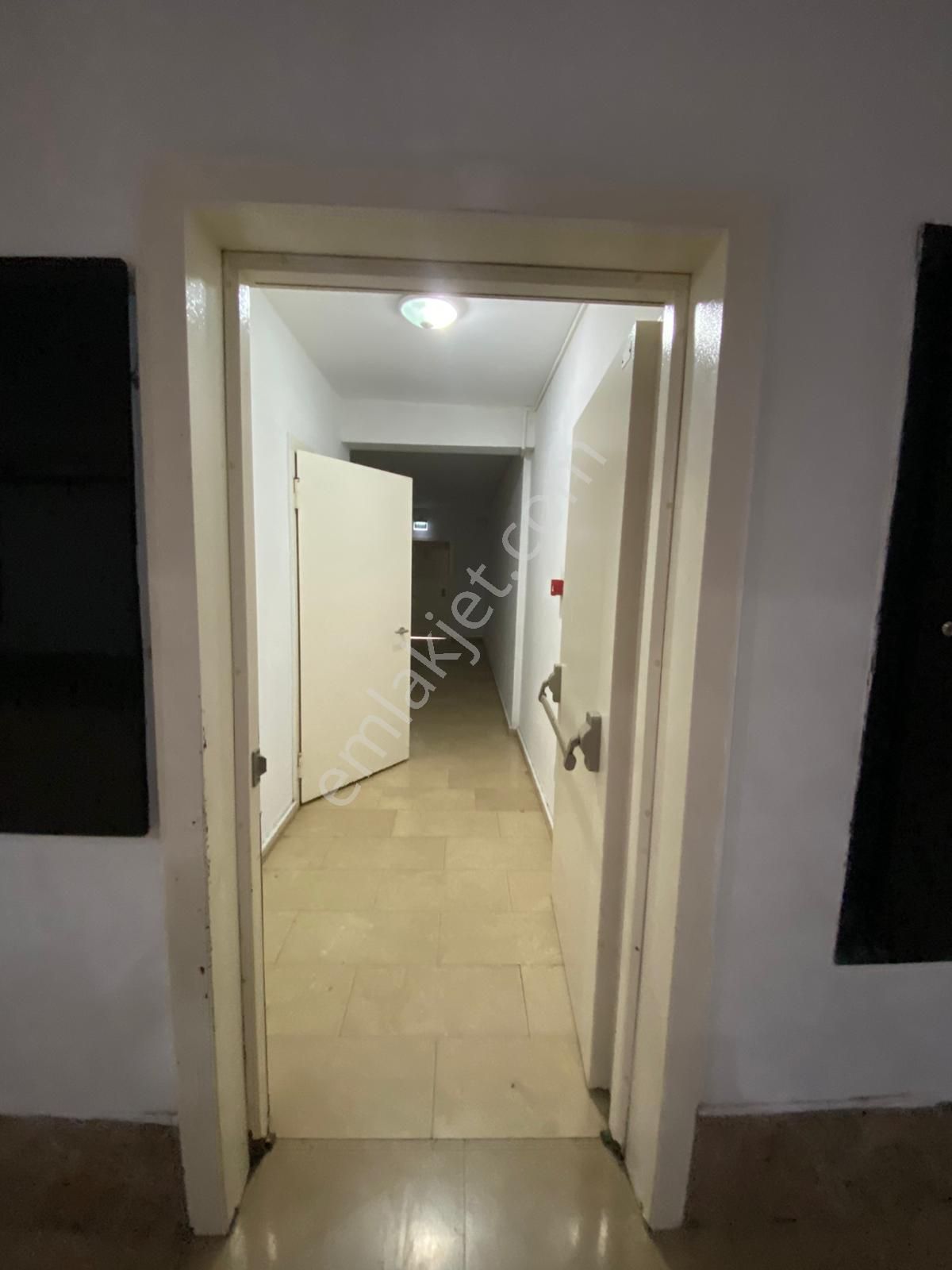 Trabzon Yomra'da Satılık 3+1 Daire - Görsel 24