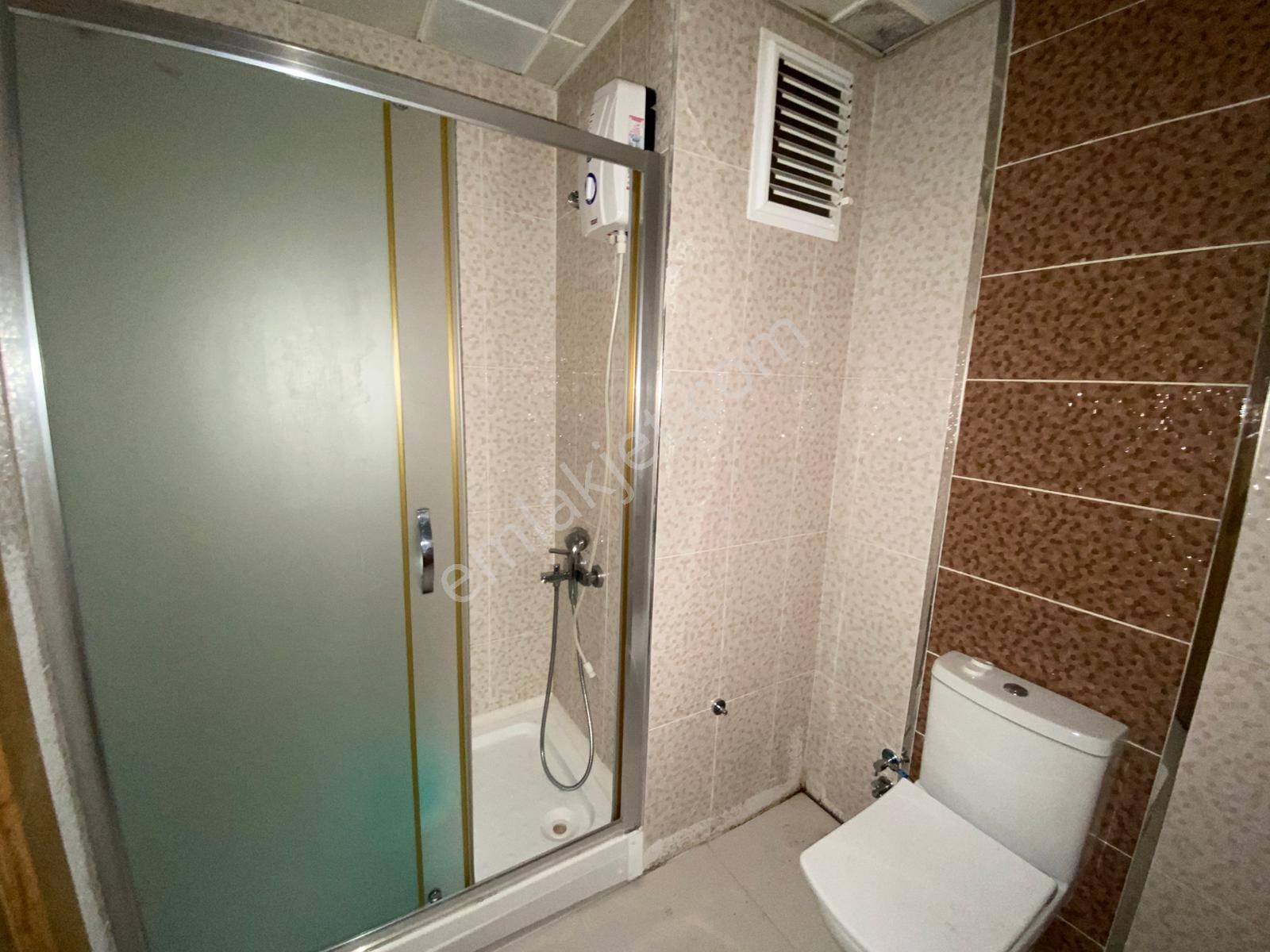 Trabzon Yomra'da Satılık 3+1 Daire - Görsel 16