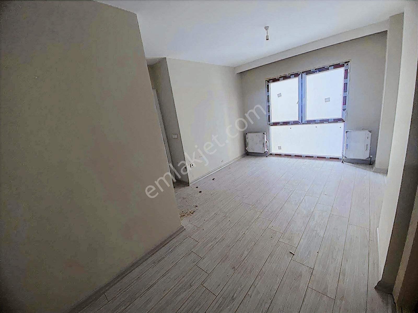 Tuzla İstasyonda Site İçi Ebv.banyolu 3+1 Arakat Satılık Daire - Görsel 9