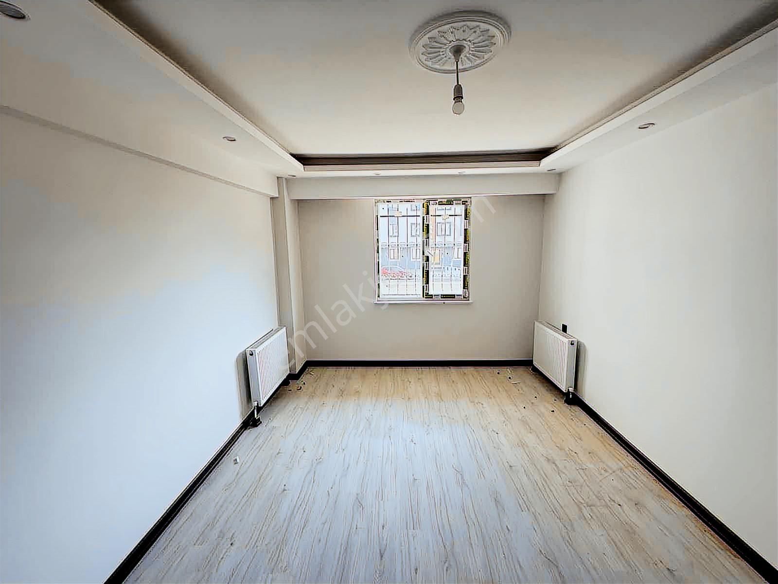 Gümüş Group Tan Devlet Hastanesi Yanı 2+1 Daire