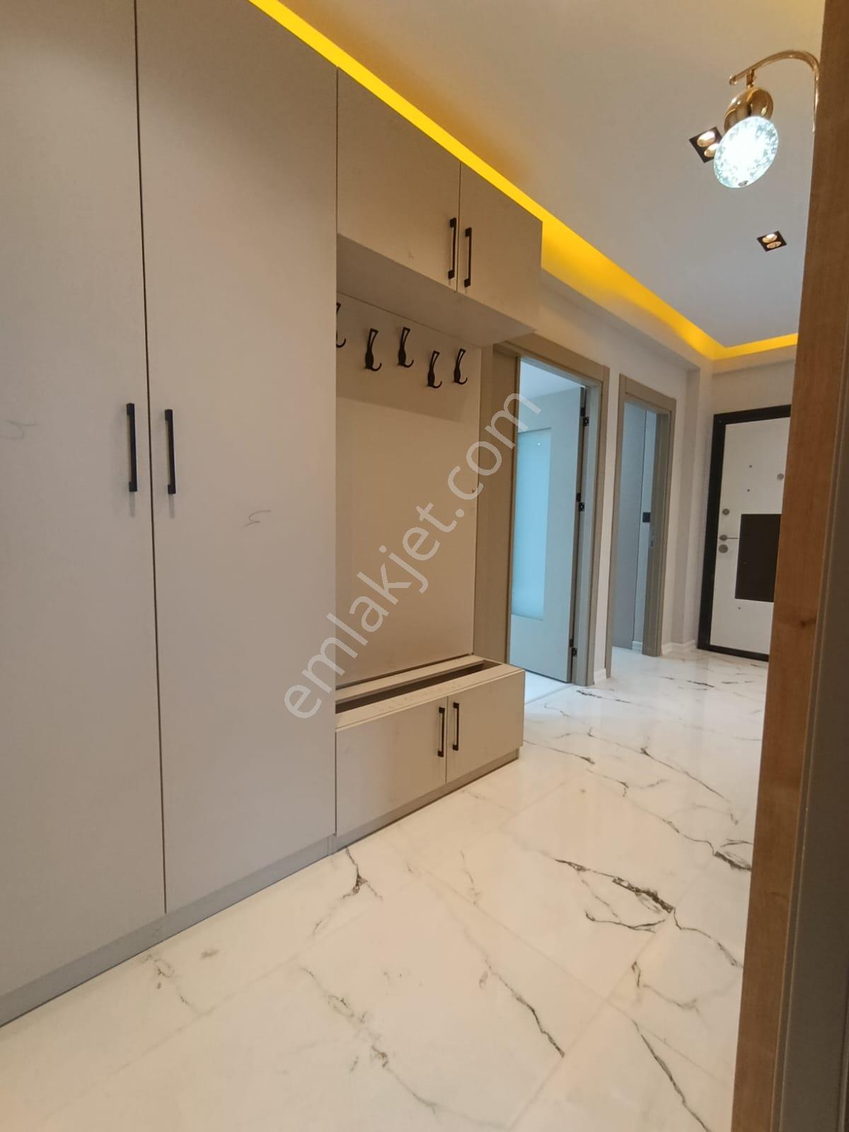 Çamlıca Da Ebeveyn Banyolu Giyinme Odalı Ultralüks 3+1 - Görsel 24
