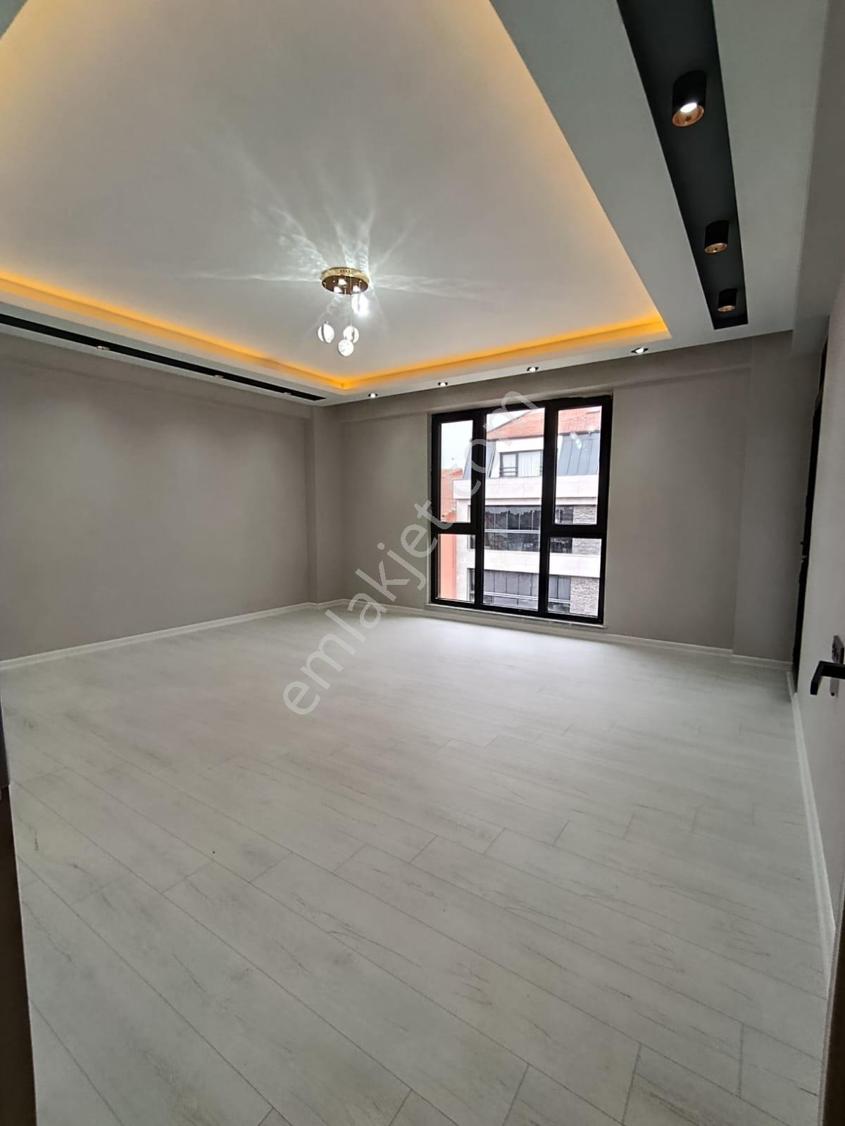 Çamlıca Da Ebeveyn Banyolu Giyinme Odalı Ultralüks 3+1 - Görsel 8