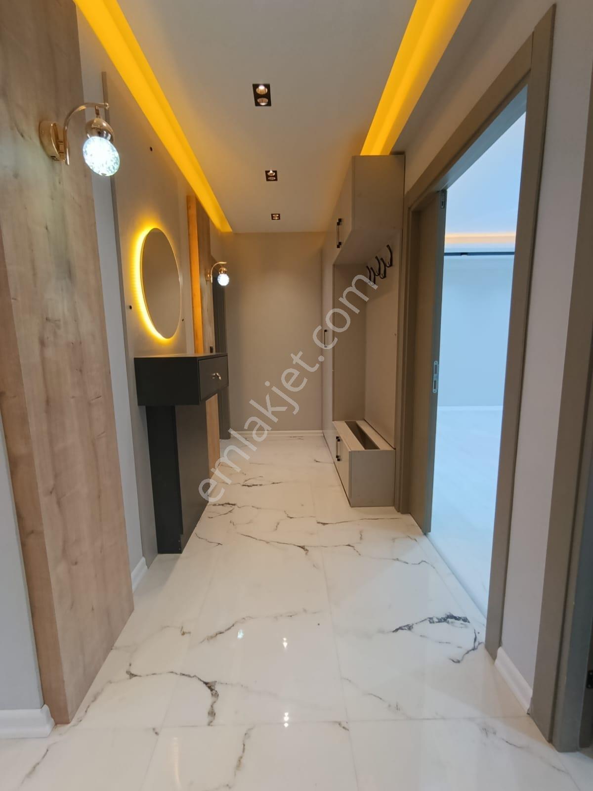 Çamlıca Da Ebeveyn Banyolu Giyinme Odalı Ultralüks 3+1 - Görsel 23
