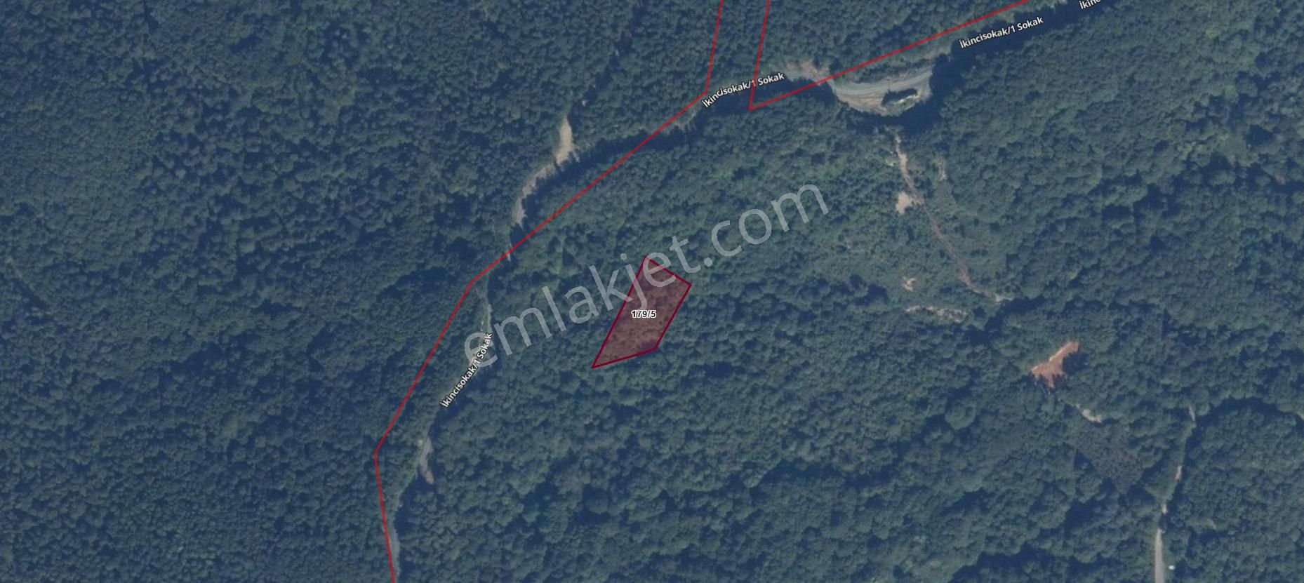 Sapanca, Memnuniye'de Doğa Manzaralı Satılık Fırsat Arazi