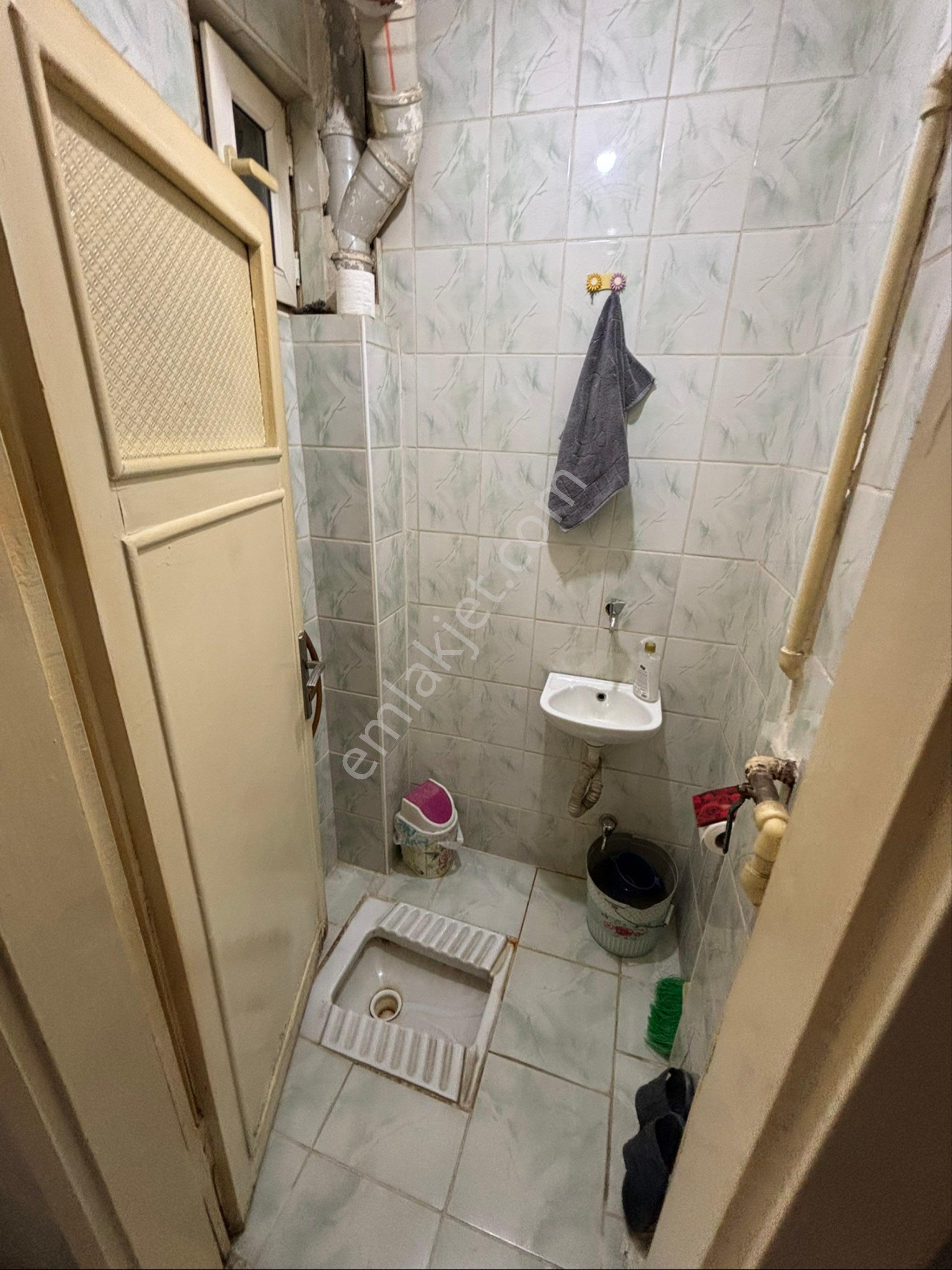 A L C Den Salon Bagımsız Metro Yakını Ara Katta 3+1 Satılık - Görsel 9