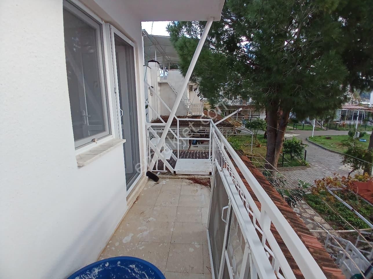 Doğa İle İç İçe Köşe Konumlu Bahçeli Yazlık - Görsel 29