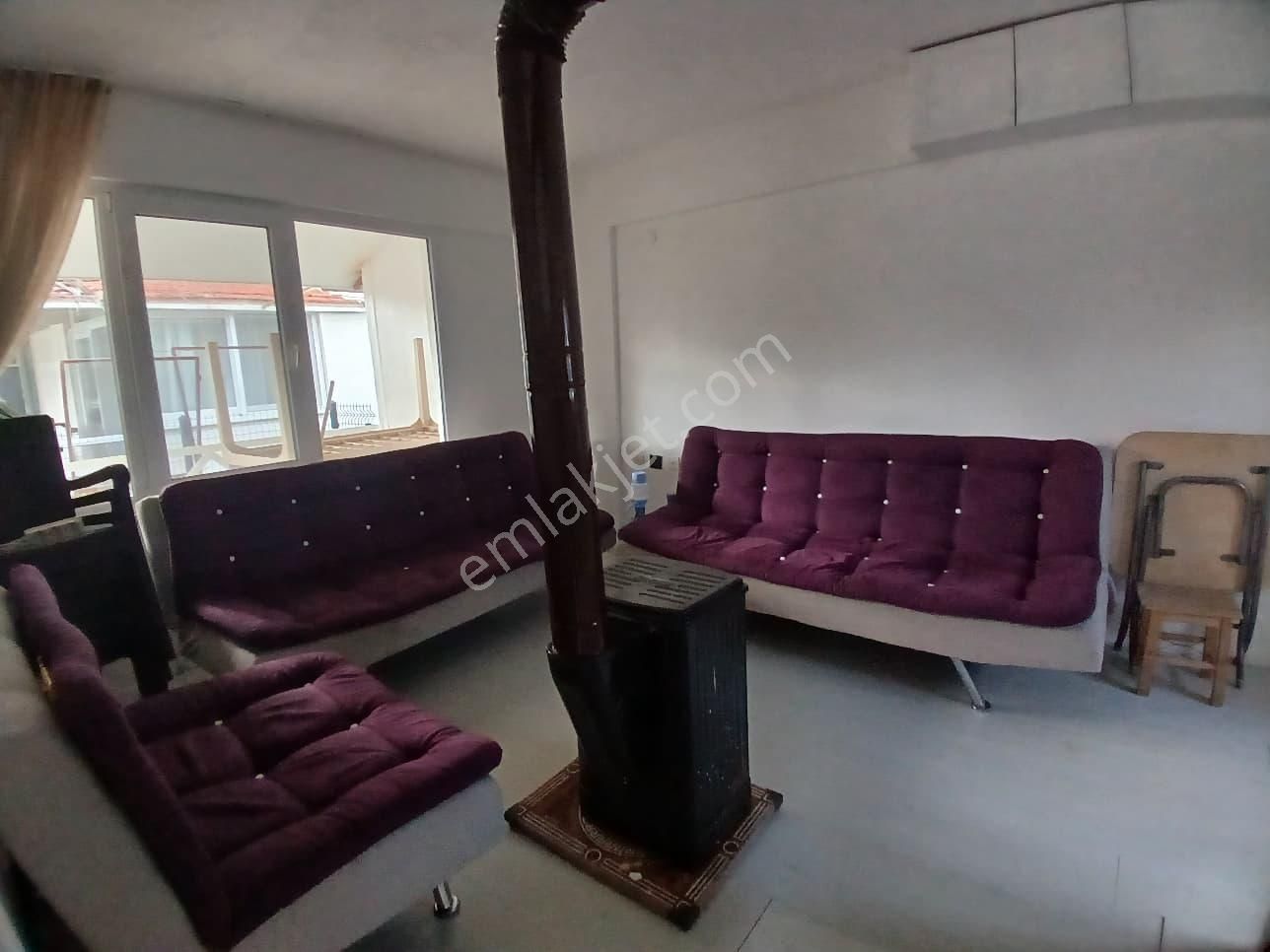 Doğa İle İç İçe Köşe Konumlu Bahçeli Yazlık - Görsel 18