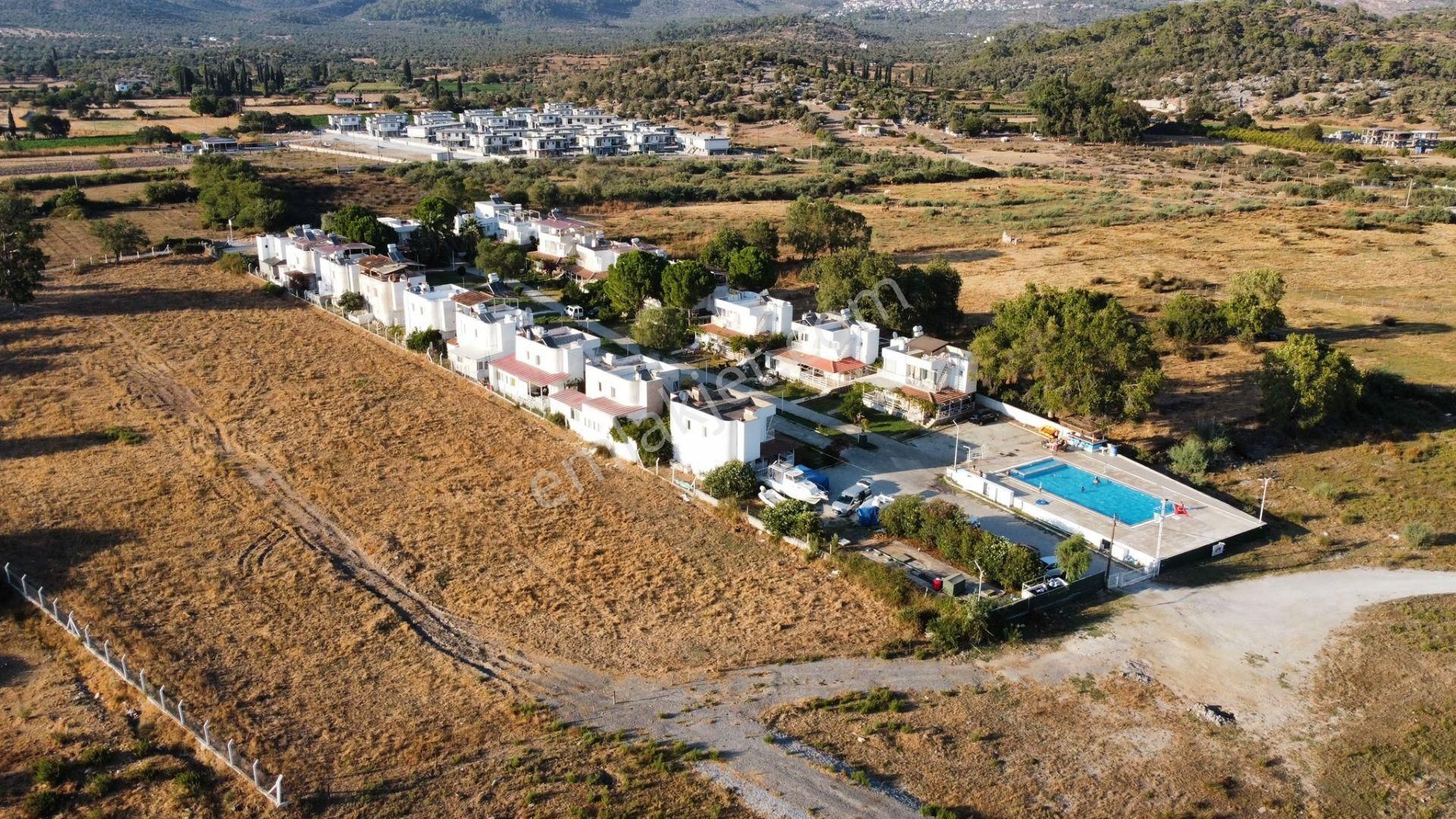 Doğa İle İç İçe Köşe Konumlu Bahçeli Yazlık - Görsel 34