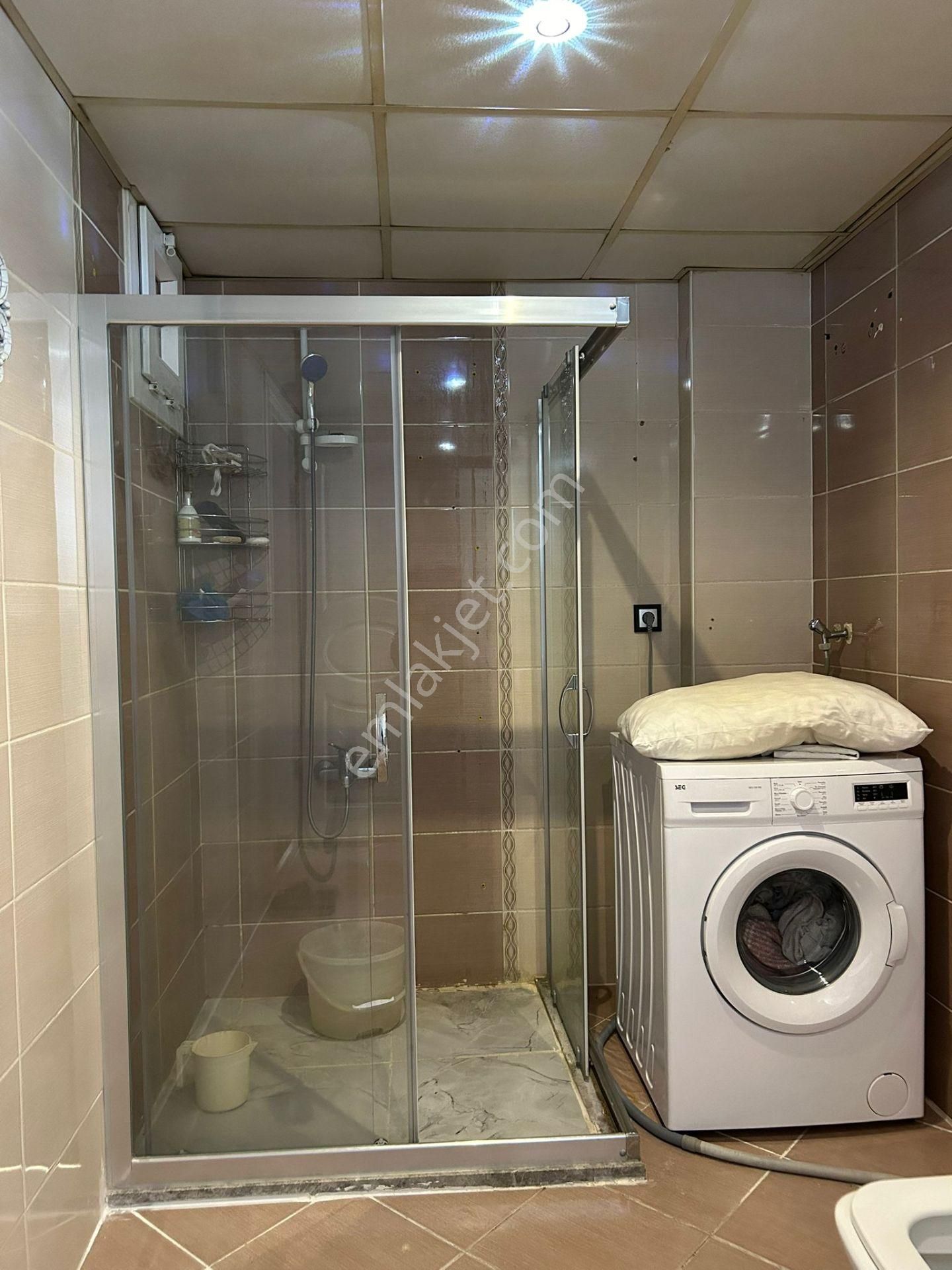 Buca Turyap'tan Harika Konumda İçi Tamamen Yenilenmiş Genç Daire - Görsel 24