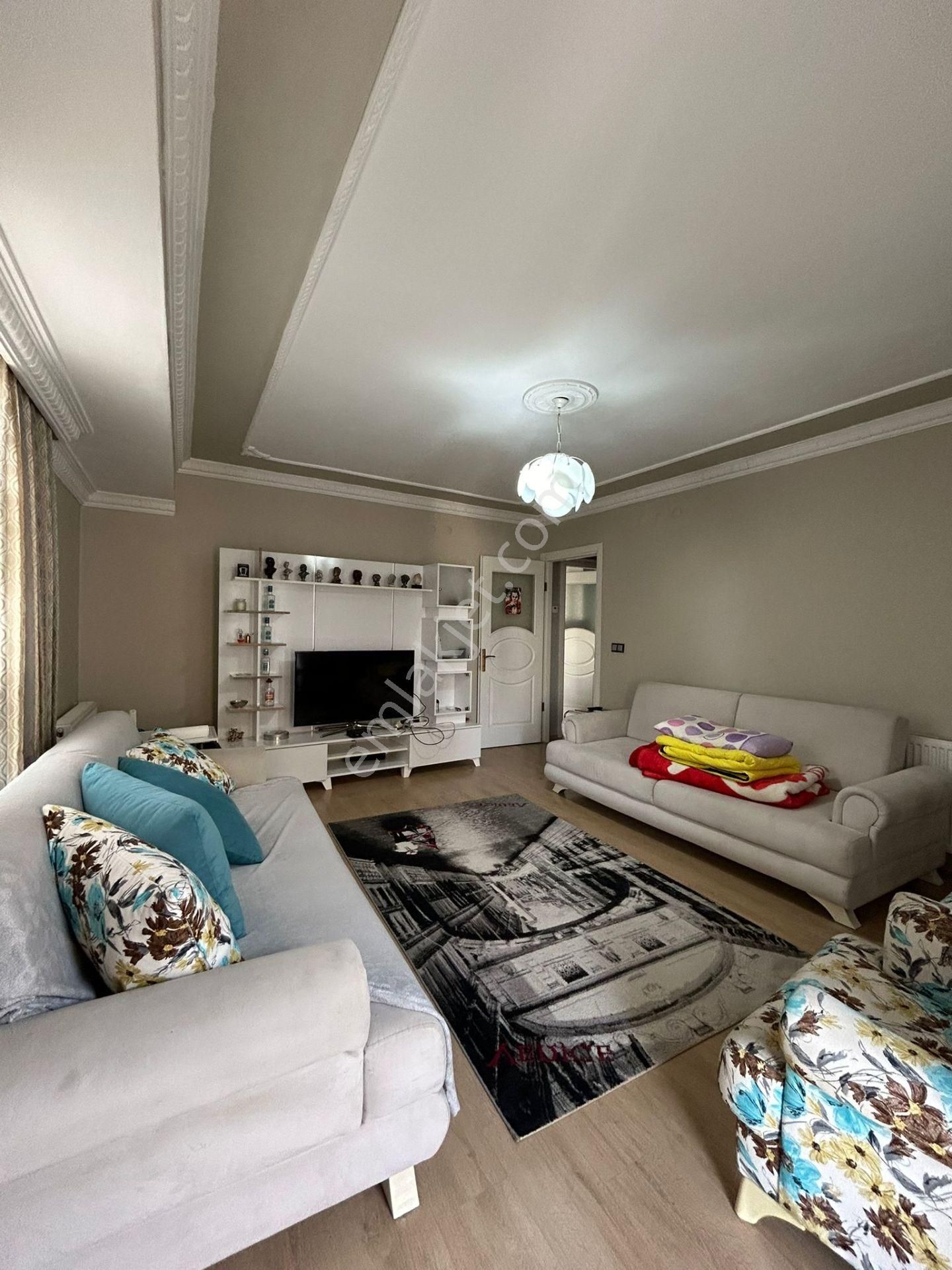 Buca Turyap'tan Harika Konumda İçi Tamamen Yenilenmiş Genç Daire - Görsel 11