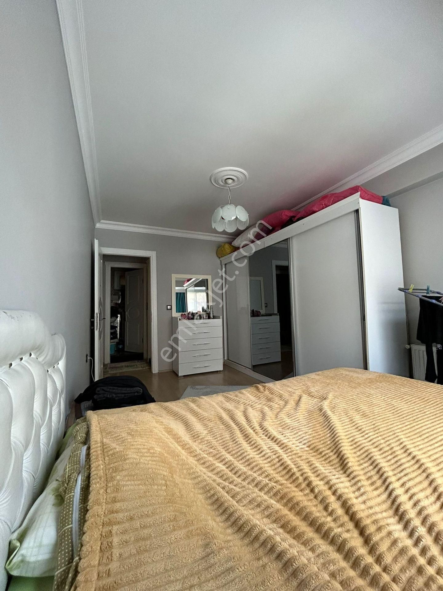 Buca Turyap'tan Harika Konumda İçi Tamamen Yenilenmiş Genç Daire - Görsel 19