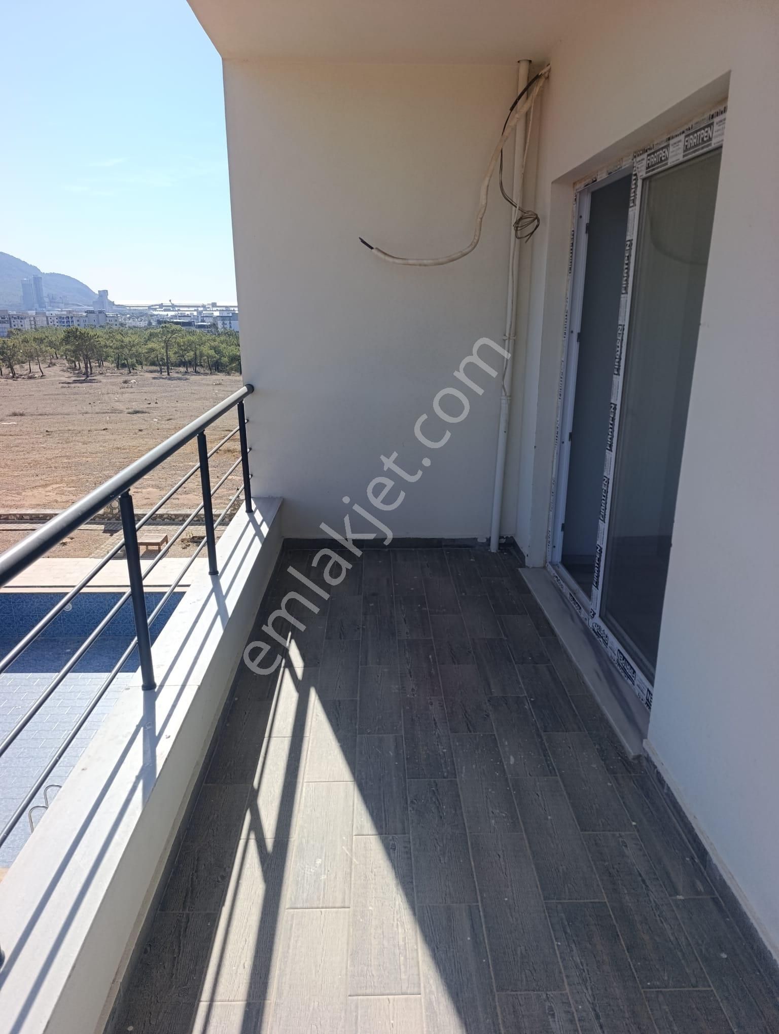 Havuz Ve Deniz Manzaralı Sıfır 2+1 Kiralık Daireler - Görsel 13